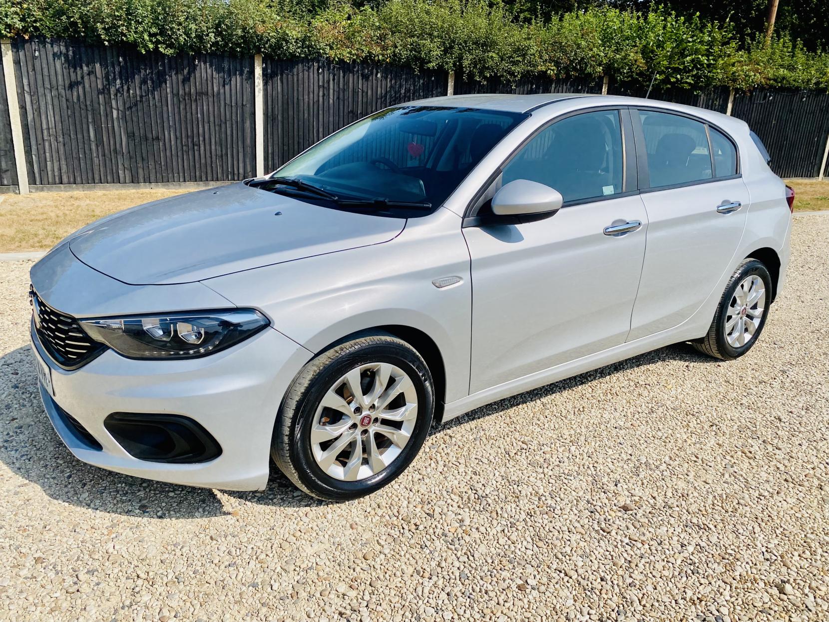 2019 Fiat Tipo thumbnail 5