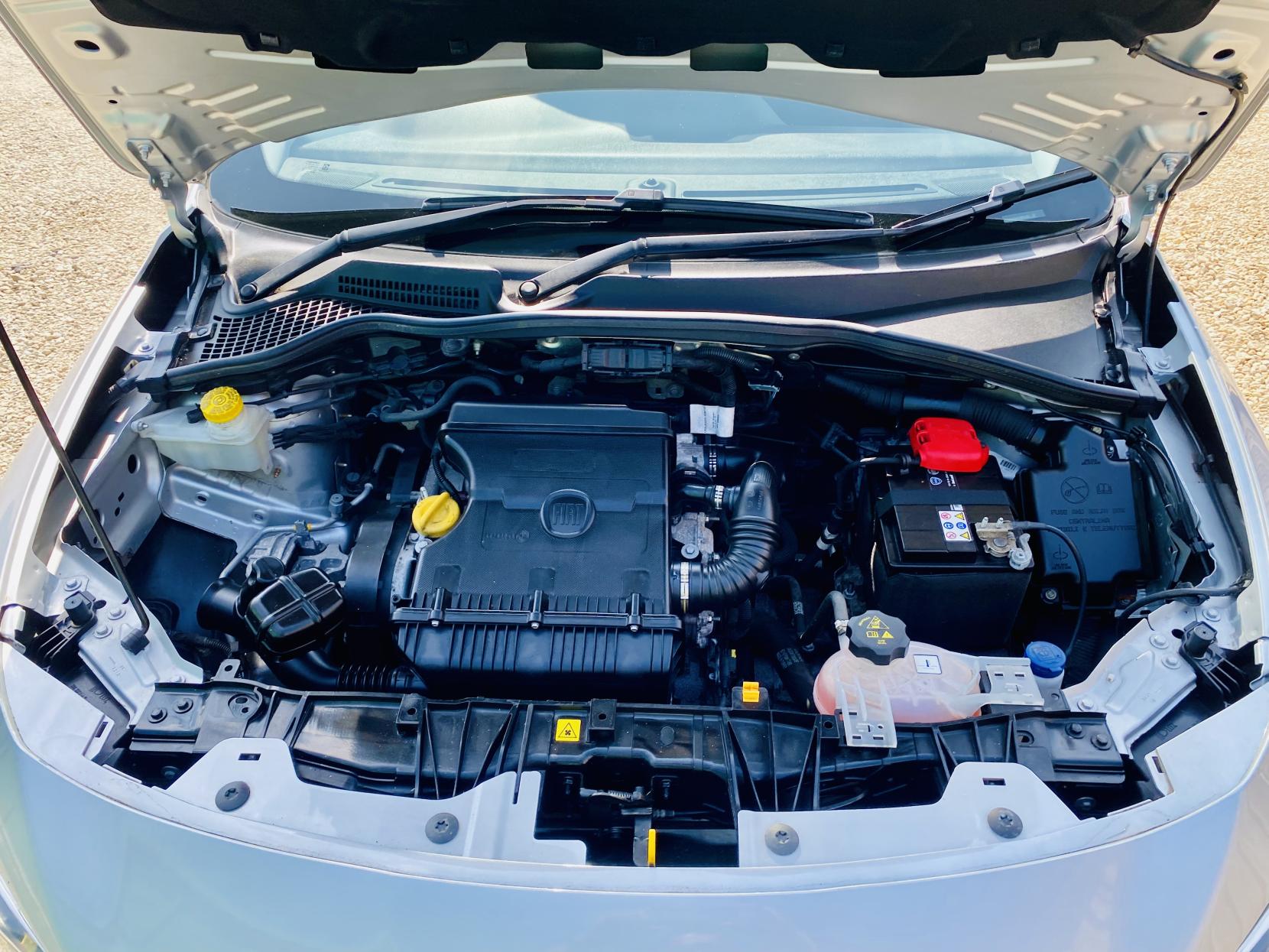 2019 Fiat Tipo thumbnail 16