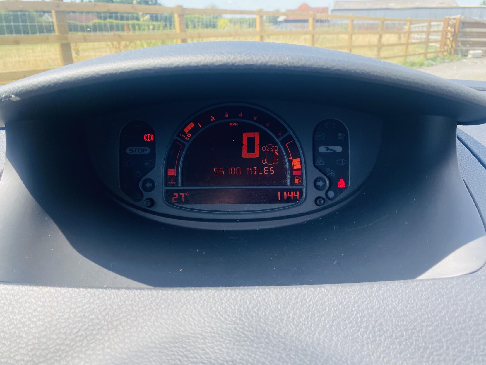 Renault Grand Modus 1.2 TCe Dynamique MPV 5dr Petrol Manual Euro 4 (100 ps)