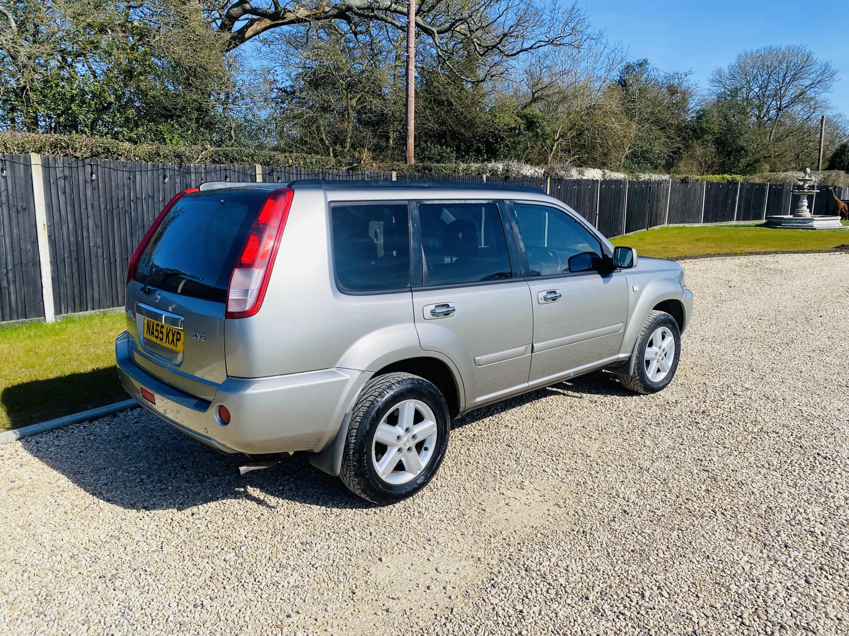 Nissan X-Trail 2.5i SVE SUV 5dr Petrol Automatic (231 g/km, 165 bhp)