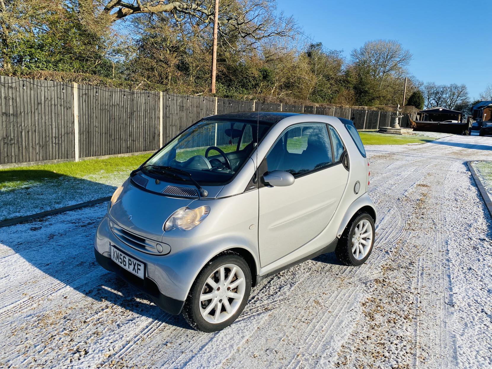 Smart fortwo 0.7 City Passion Hatchback 3dr Petrol Automatic (113 g/km, 61 bhp)