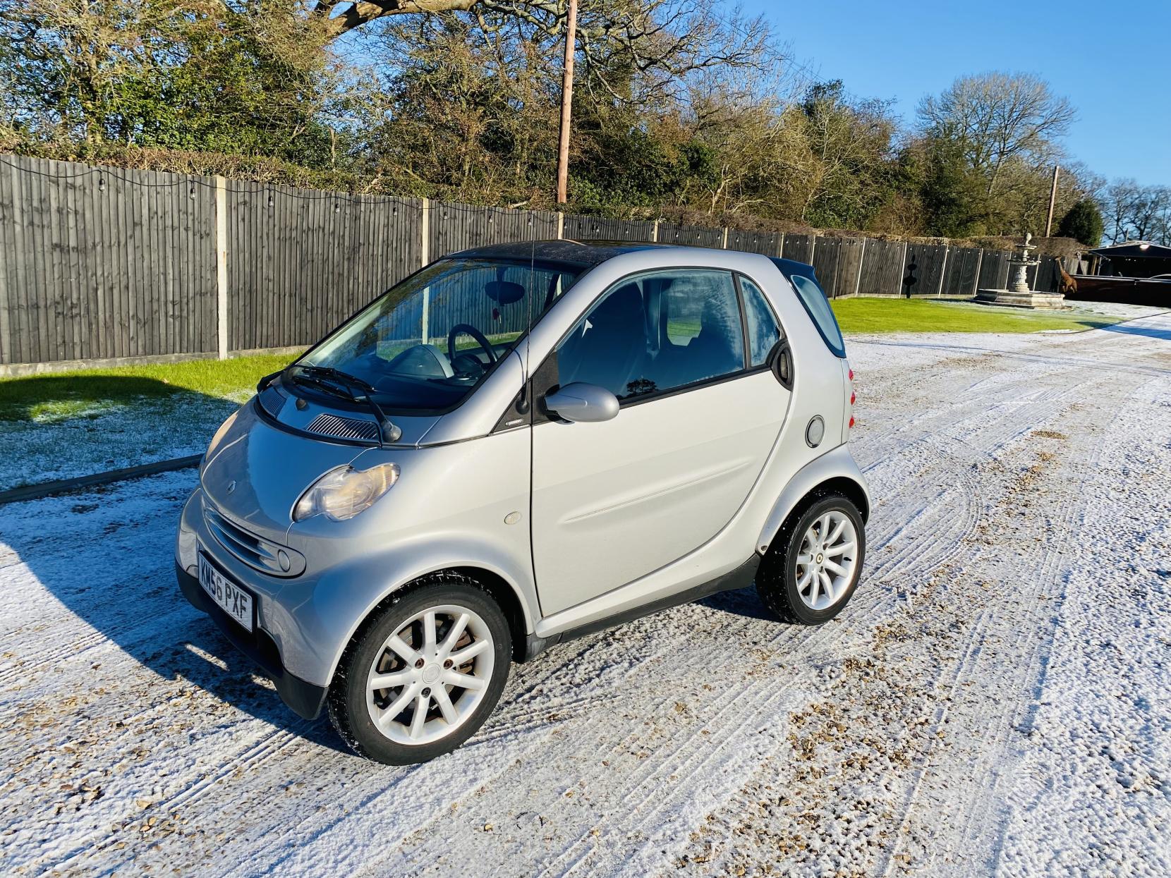 Smart fortwo 0.7 City Passion Hatchback 3dr Petrol Automatic (113 g/km, 61 bhp)