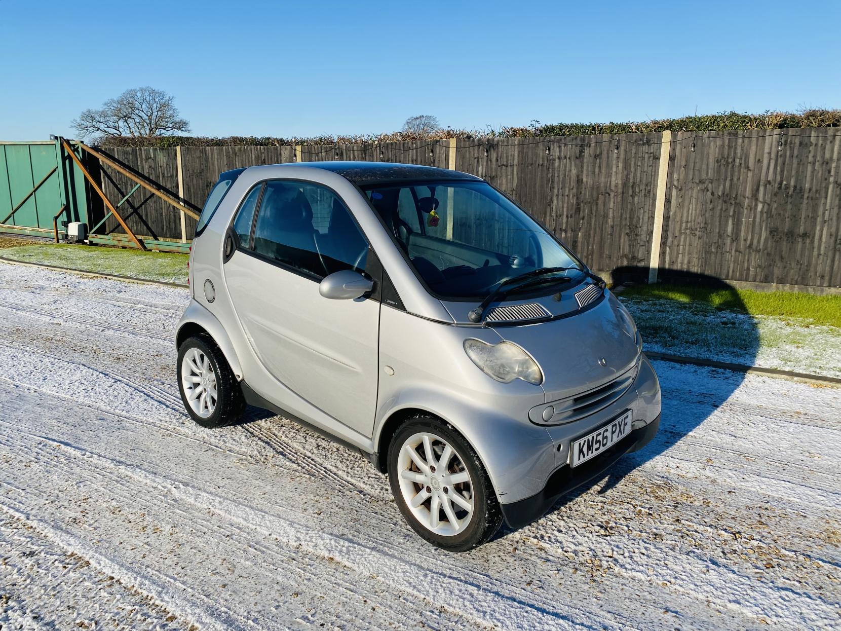 Smart fortwo 0.7 City Passion Hatchback 3dr Petrol Automatic (113 g/km, 61 bhp)