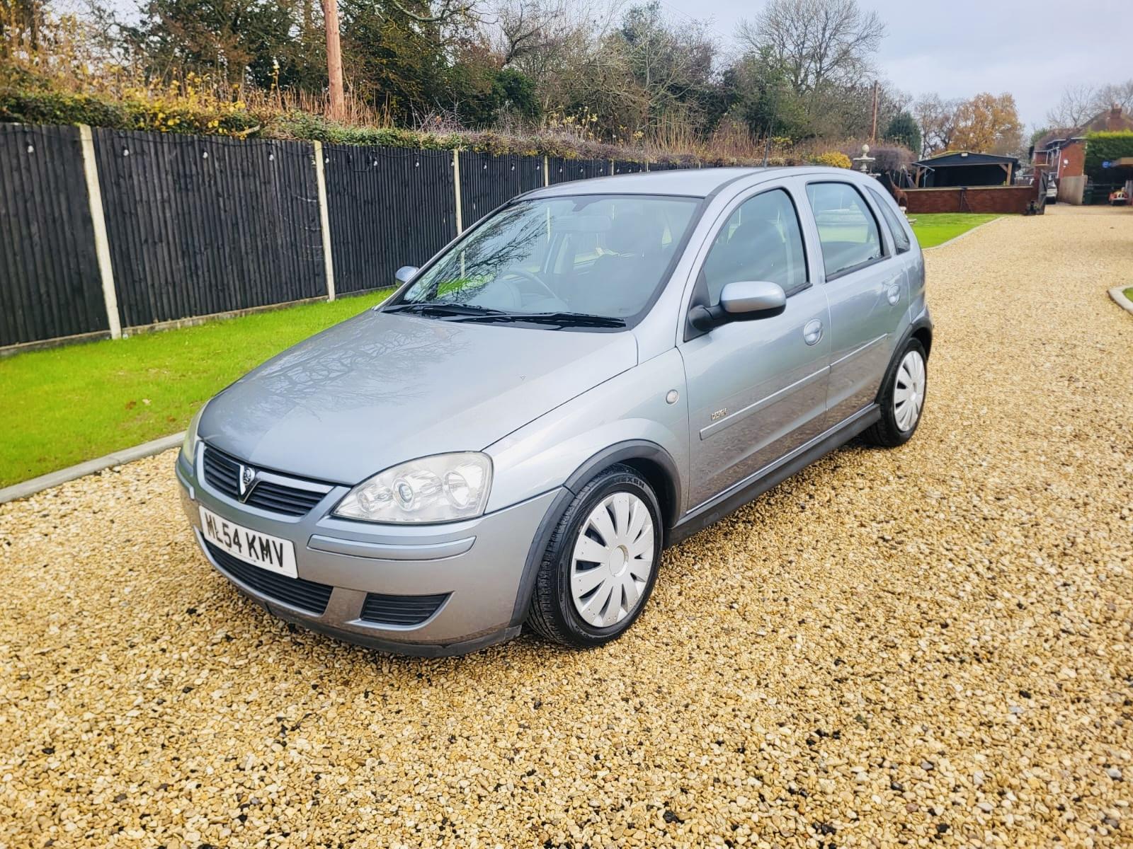 Vauxhall Corsa 1.4i 16v Design Hatchback 5dr Petrol Automatic (a/c) (180 g/km, 89 bhp)