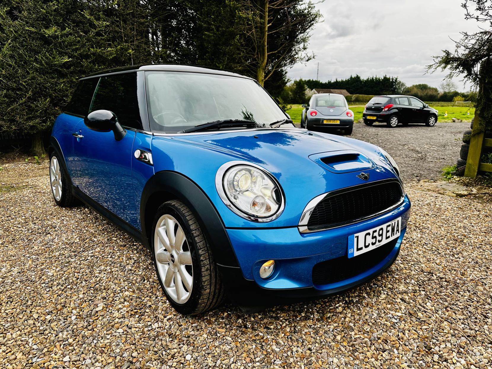 MINI Hatch 1.6 Cooper S Hatchback 3dr Petrol Manual Euro 5 (175 ps)