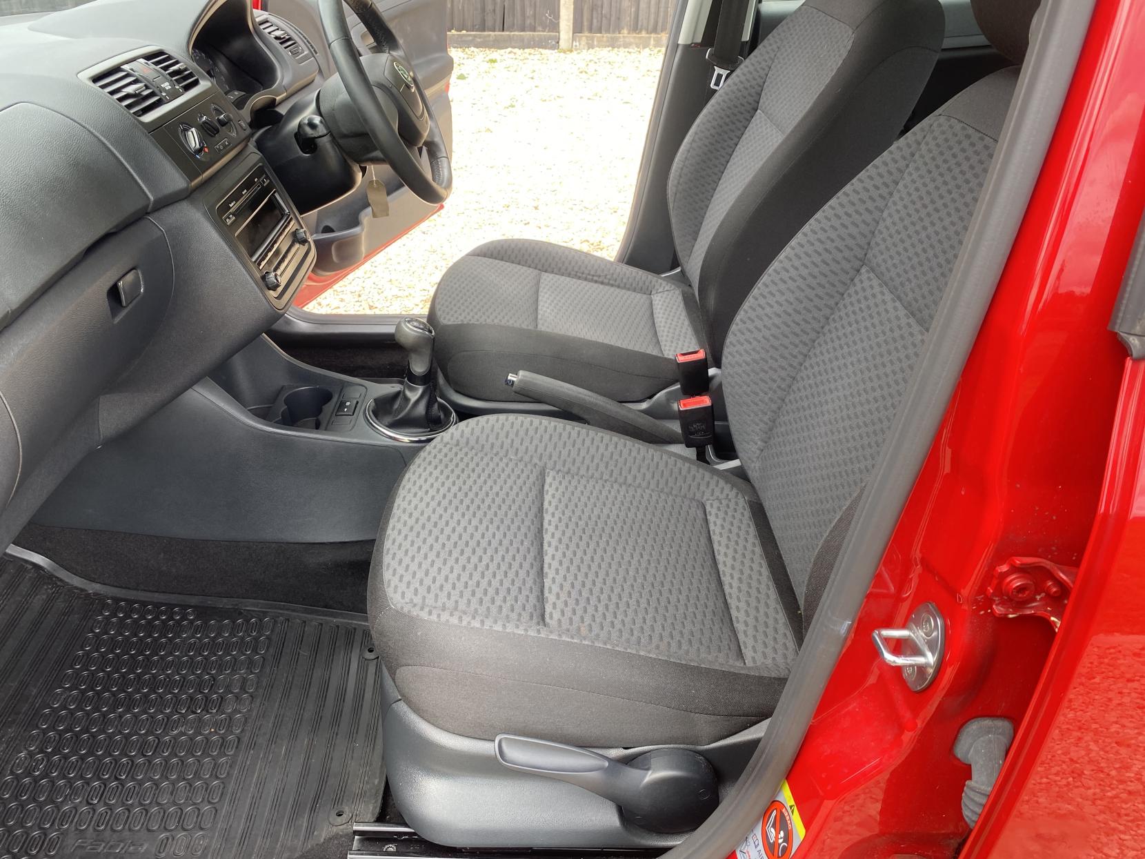 Skoda Fabia 1.4 MPI SE Hatchback 5dr Petrol Manual Euro 5 (86 bhp)
