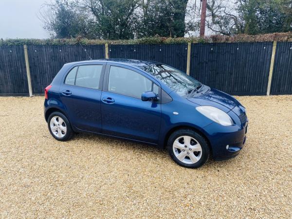 Toyota Yaris 1.3 VVT-i T Spirit Hatchback 5dr Petrol Manual (141 g/km, 85 bhp)