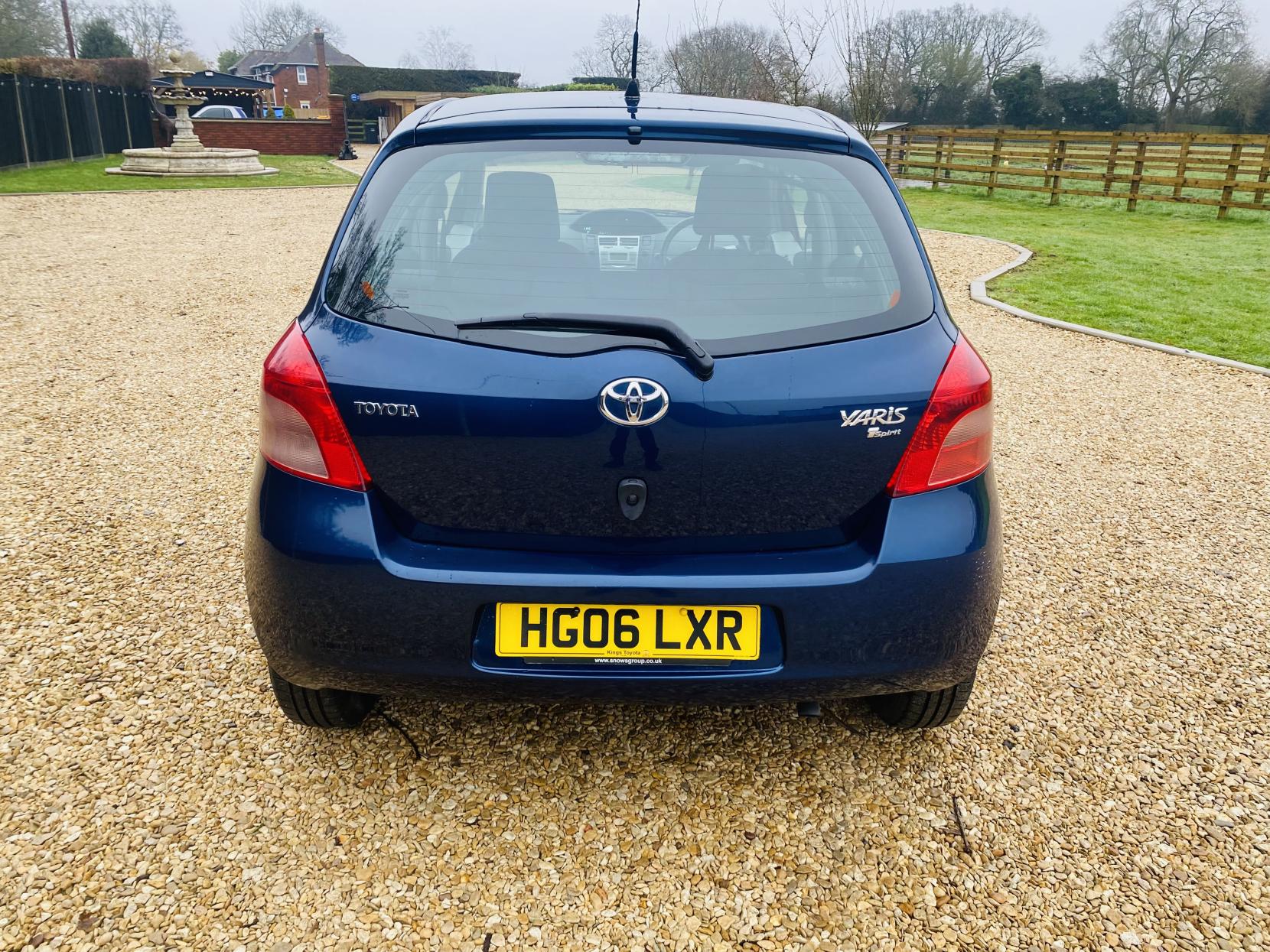 Toyota Yaris 1.3 VVT-i T Spirit Hatchback 5dr Petrol Manual (141 g/km, 85 bhp)