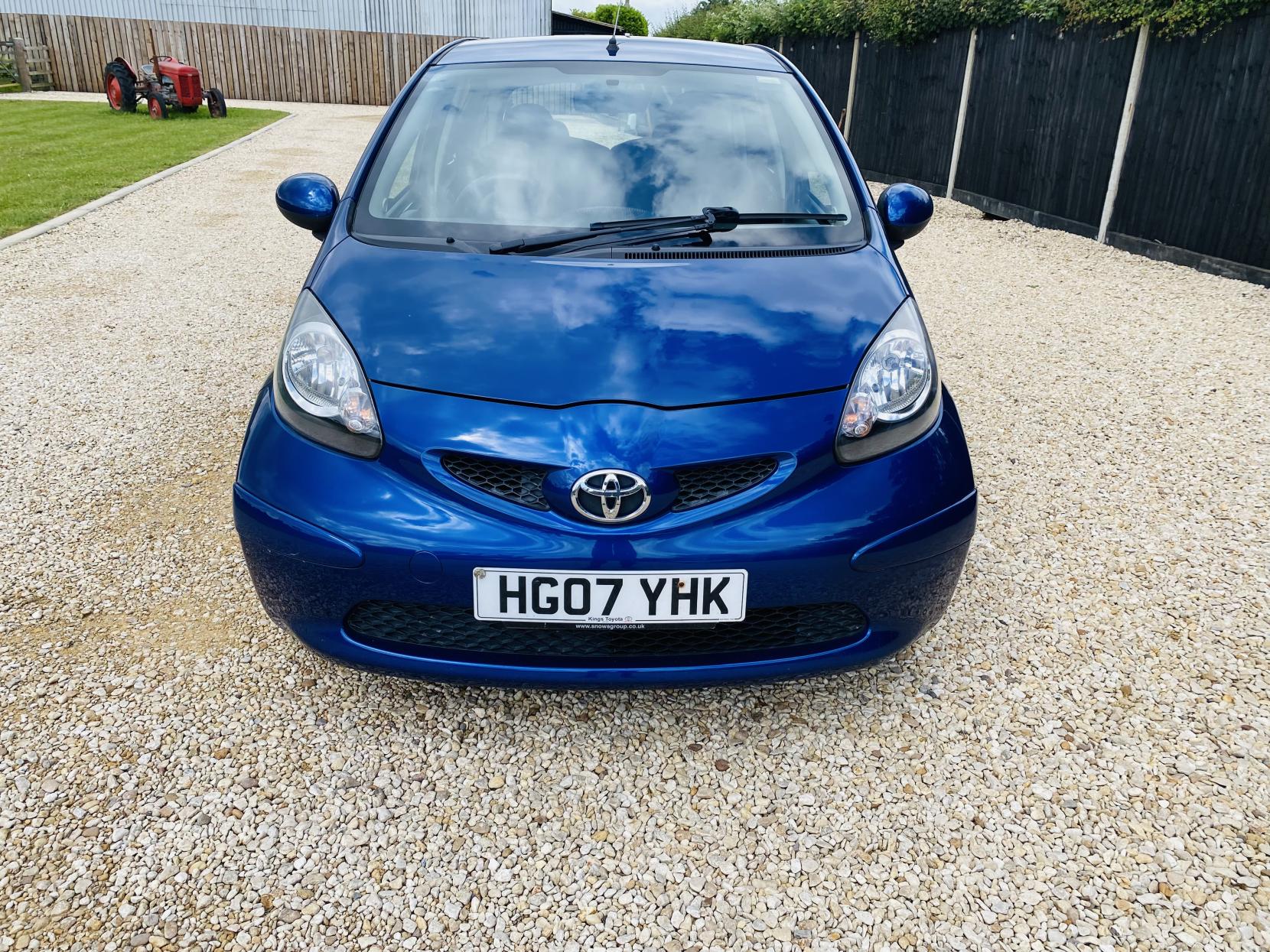 Toyota AYGO 1.0 VVT-i Blue Hatchback 5dr Petrol MultiMode Euro 4 (67 bhp)