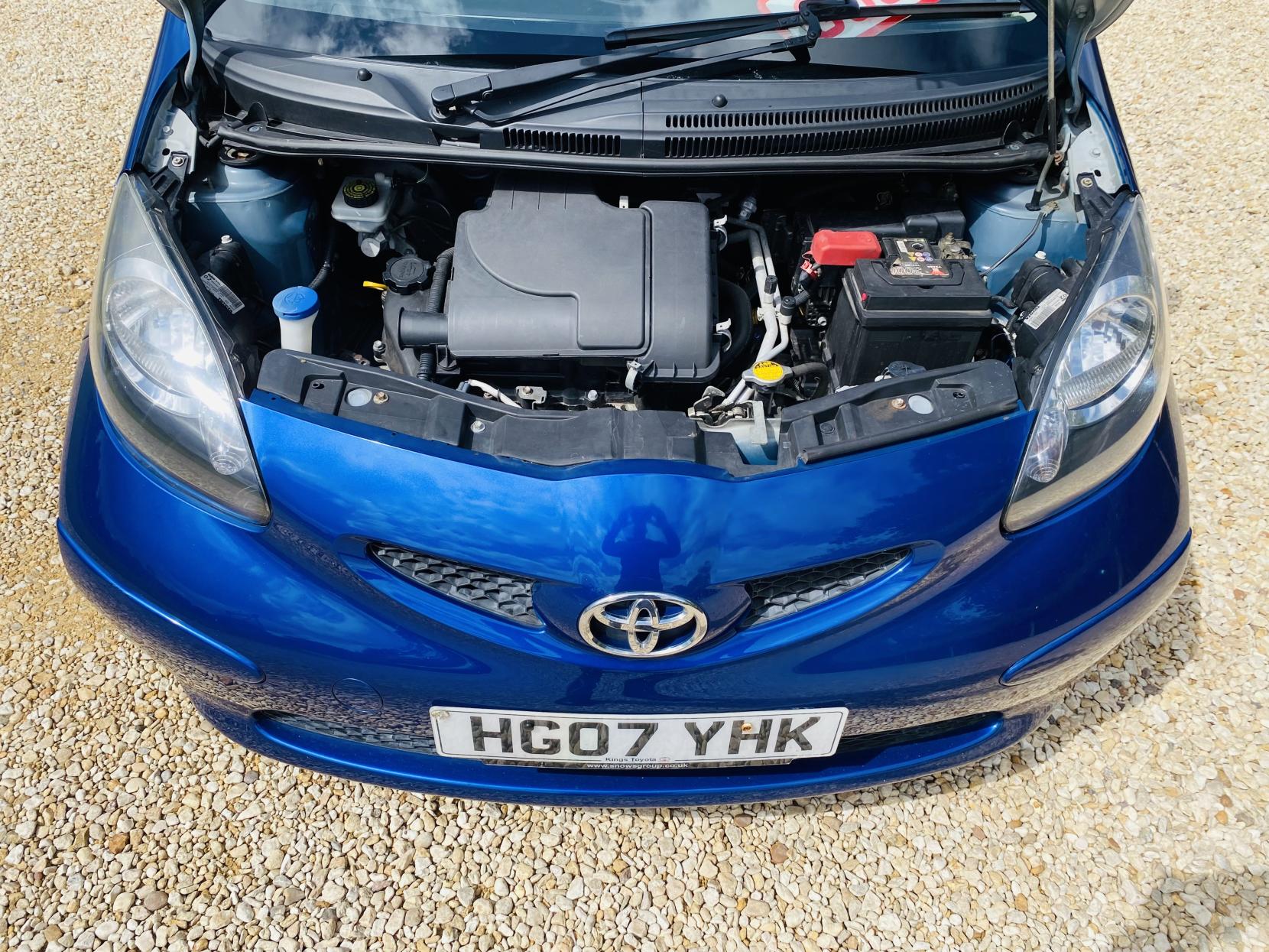 Toyota AYGO 1.0 VVT-i Blue Hatchback 5dr Petrol MultiMode Euro 4 (67 bhp)