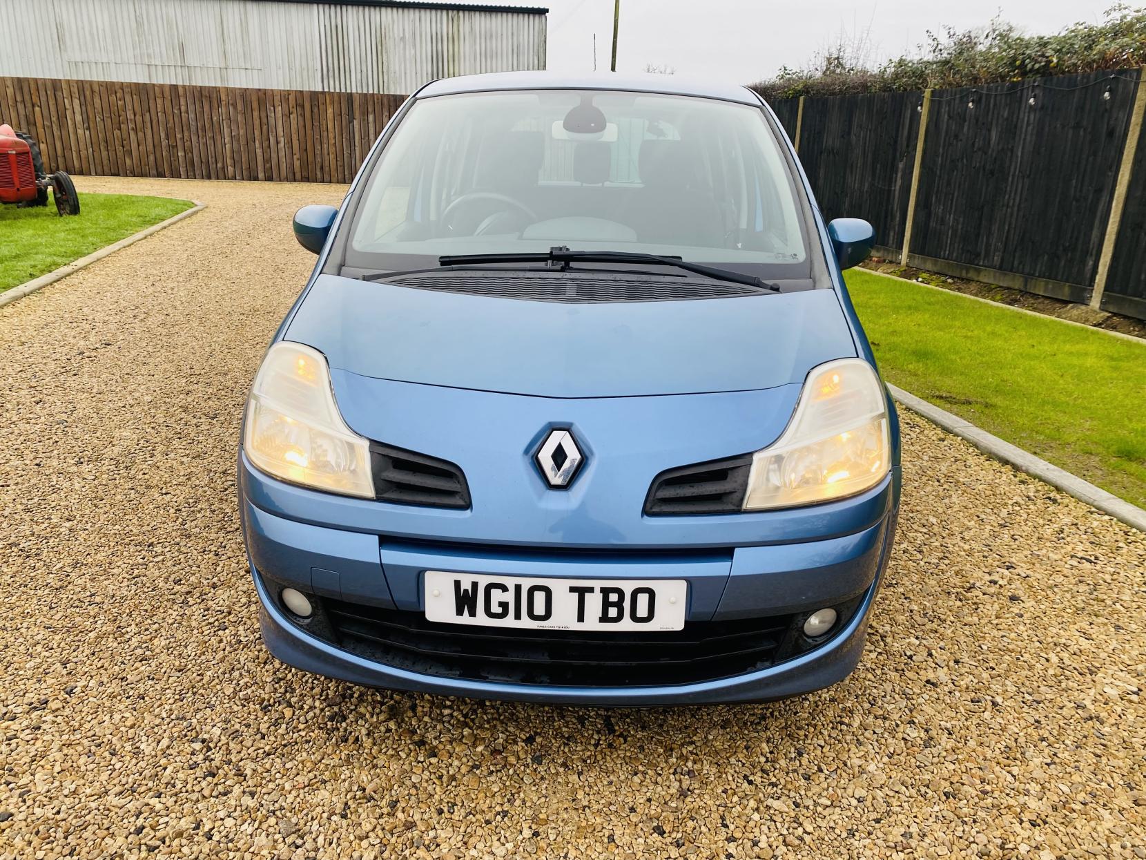 Renault Modus 1.6 VVT Dynamique Hatchback 5dr Petrol Automatic (179 g/km, 110 bhp)