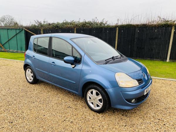 Renault Modus 1.6 VVT Dynamique Hatchback 5dr Petrol Automatic (179 g/km, 110 bhp)