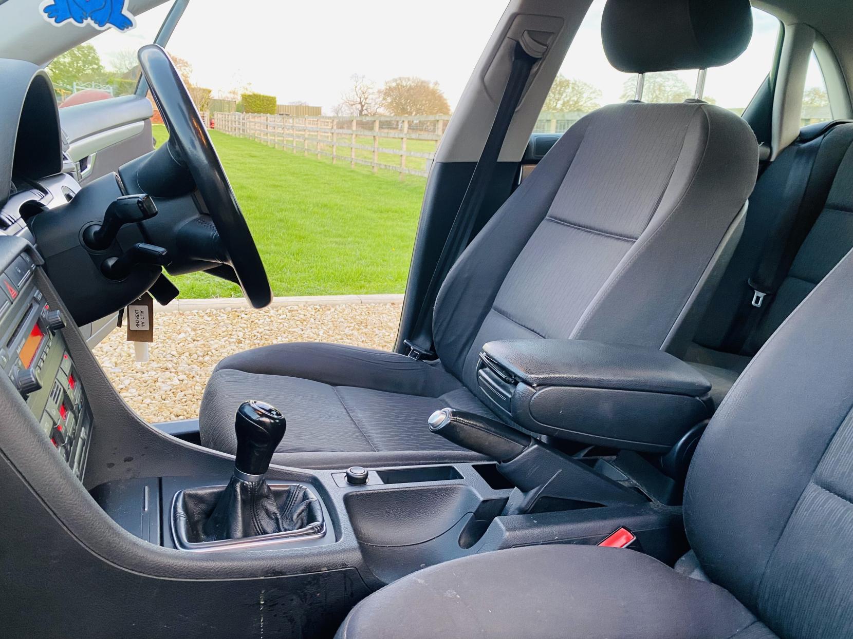 Audi A4 2.0 SE Saloon 4dr Petrol Manual (193 g/km, 128 bhp)