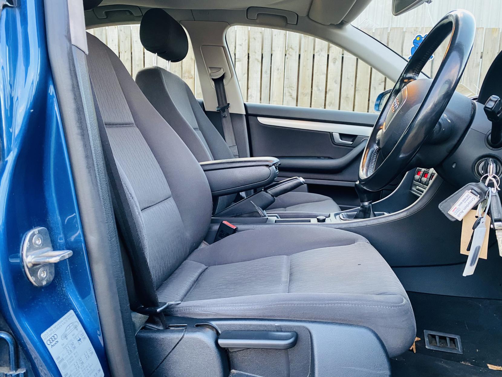 Audi A4 2.0 SE Saloon 4dr Petrol Manual (193 g/km, 128 bhp)