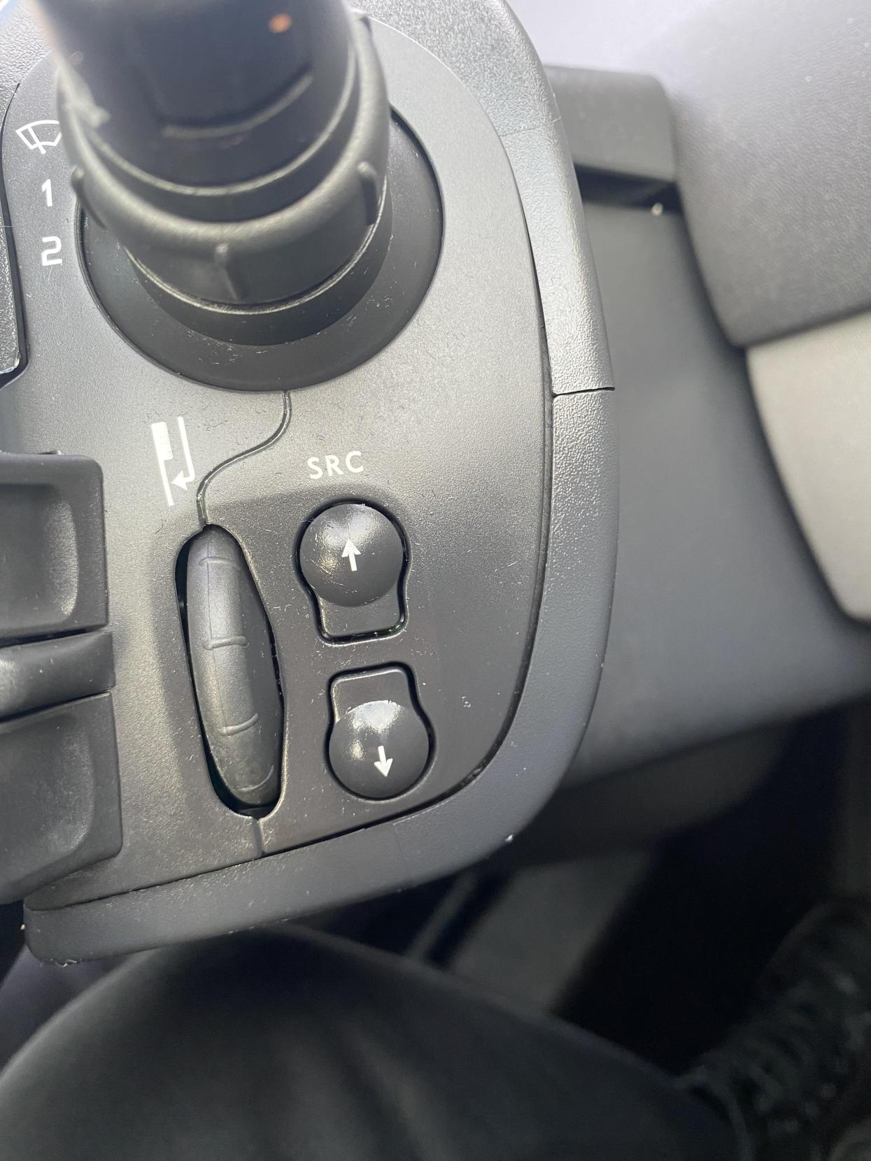 Renault Grand Scenic 2.0 VVT Dynamique S Hatchback 5dr Petrol Manual (193 g/km, 136 bhp)