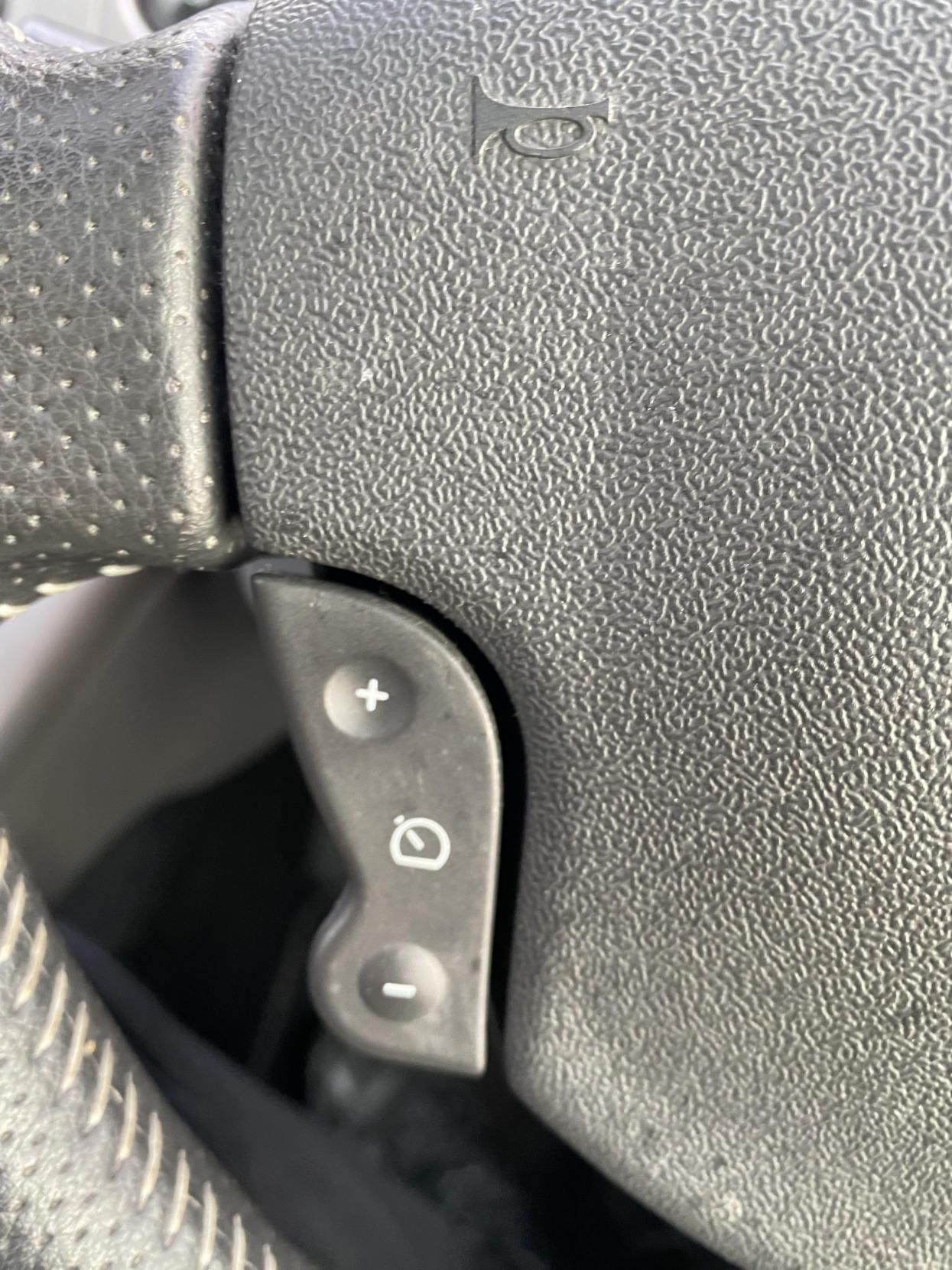 Renault Grand Scenic 2.0 VVT Dynamique S Hatchback 5dr Petrol Manual (193 g/km, 136 bhp)