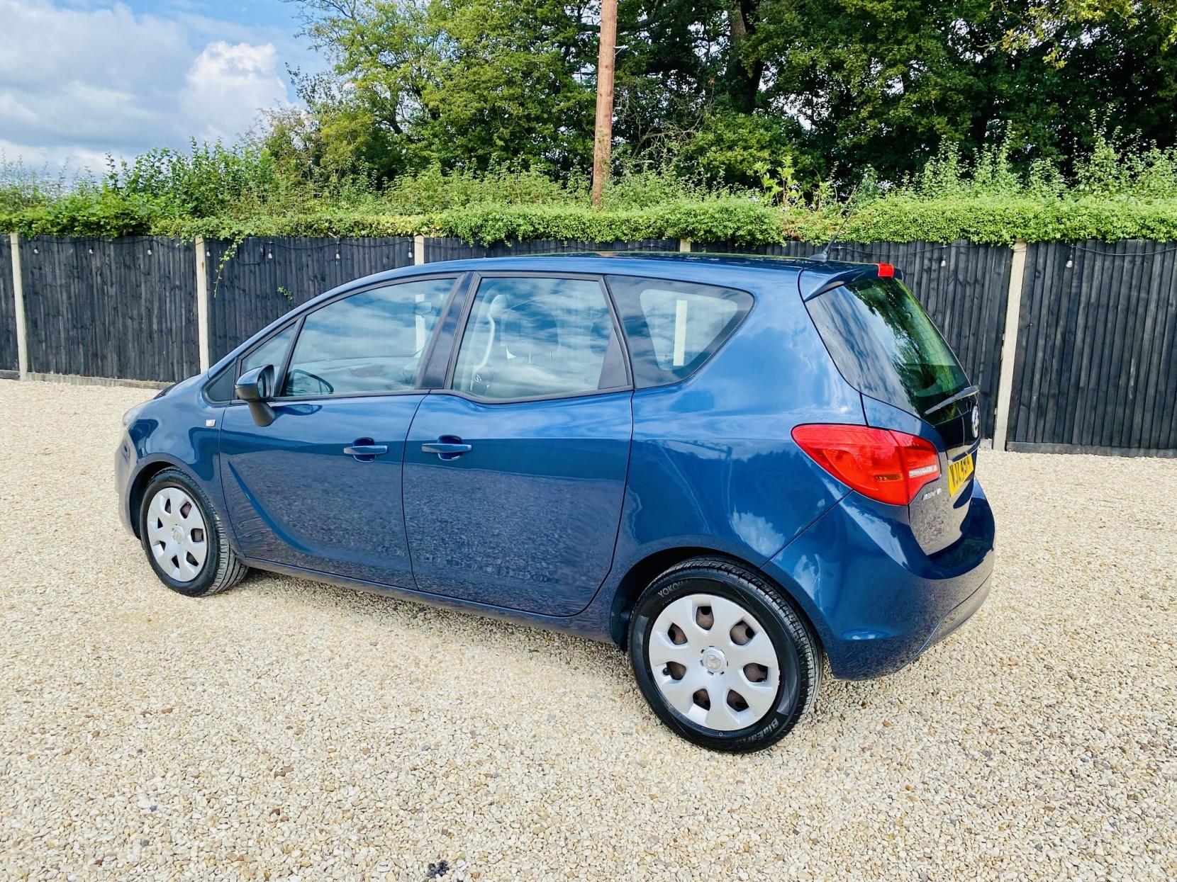 Vauxhall Meriva 1.4i Turbo Exclusiv MPV 5dr Petrol Auto Euro 6 (120 ps)