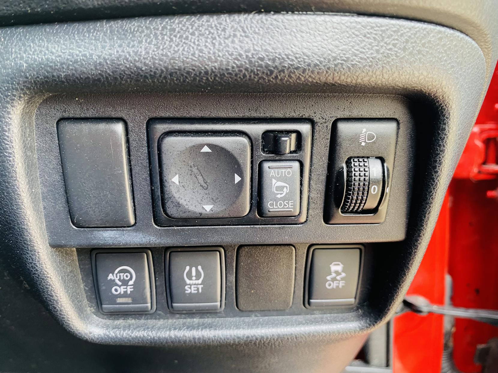 Nissan Juke 1.5 dCi N-Connecta SUV 5dr Diesel Manual Euro 6 (s/s) (110 ps)