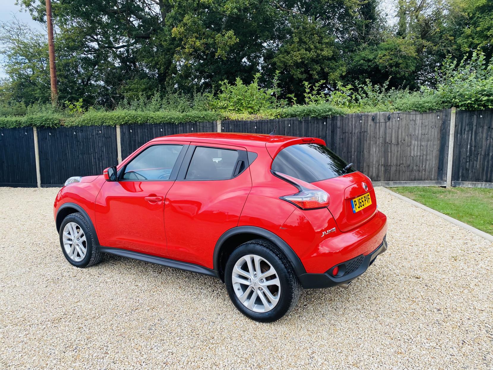 Nissan Juke 1.5 dCi N-Connecta SUV 5dr Diesel Manual Euro 6 (s/s) (110 ps)