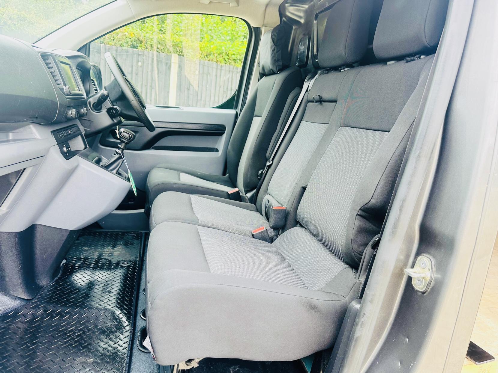 Citroen Dispatch 1.5 BlueHDi 1000 Enterprise Pro M Panel Van 6dr Diesel Manual FWD 2 Euro 6 (s/s) (100 ps)