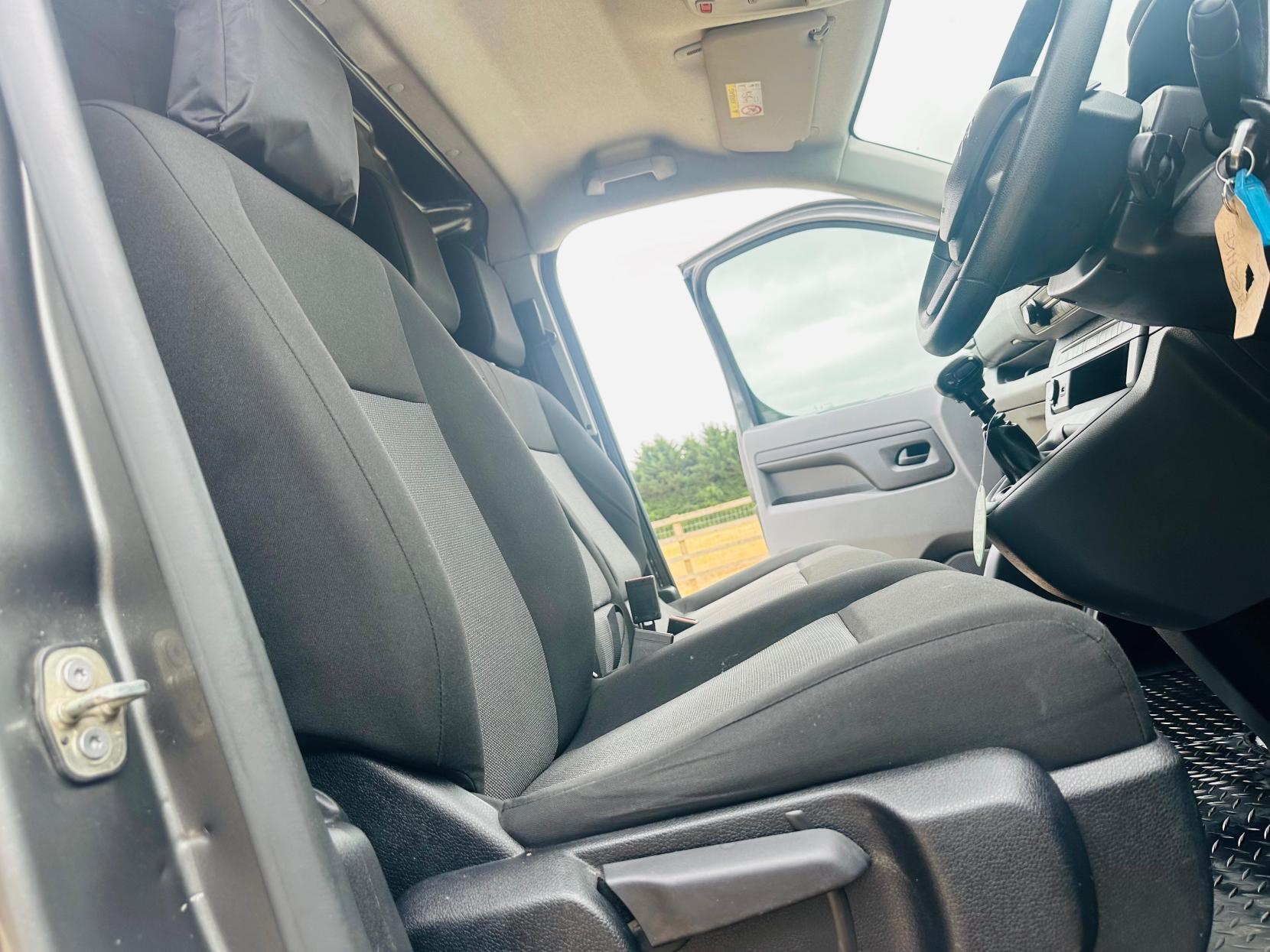 Citroen Dispatch 1.5 BlueHDi 1000 Enterprise Pro M Panel Van 6dr Diesel Manual FWD 2 Euro 6 (s/s) (100 ps)