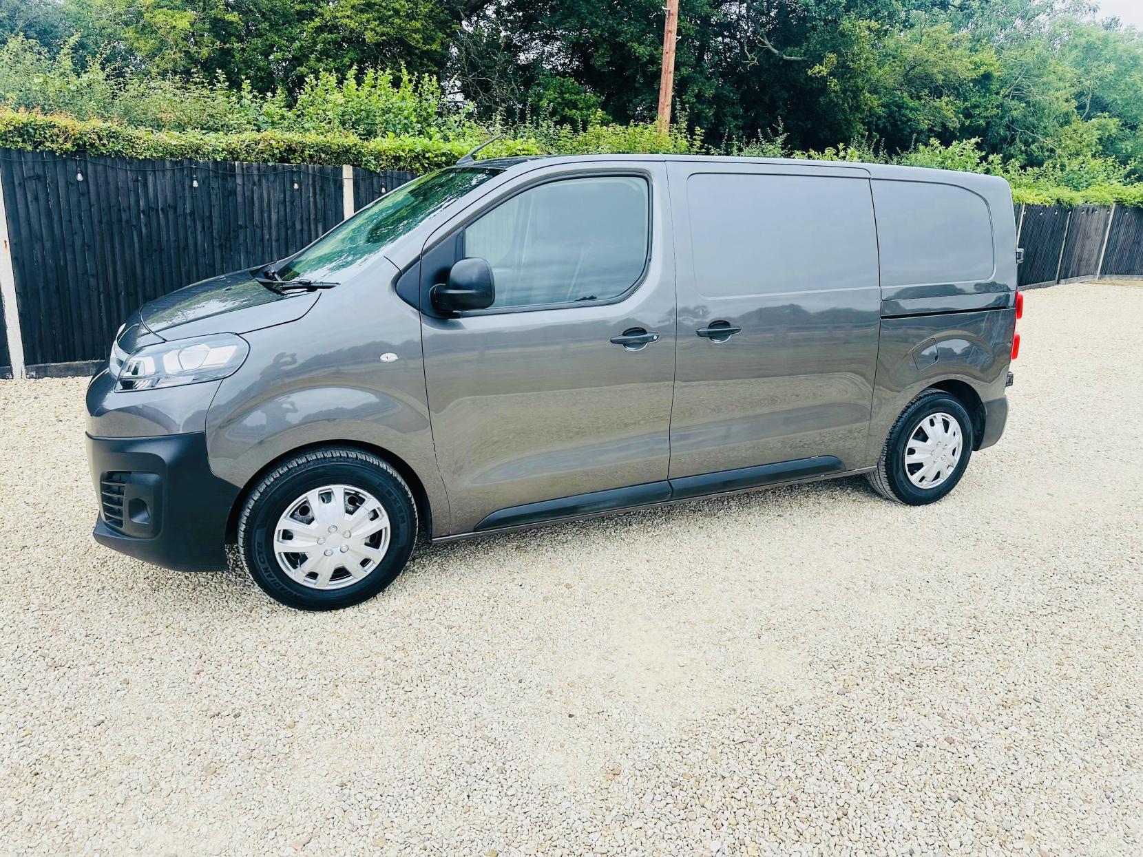 Citroen Dispatch 1.5 BlueHDi 1000 Enterprise Pro M Panel Van 6dr Diesel Manual FWD 2 Euro 6 (s/s) (100 ps)
