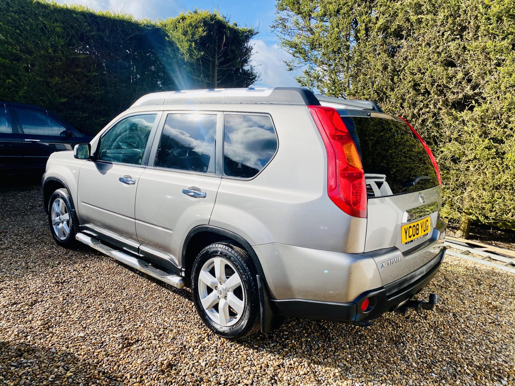 Nissan X-Trail 2.0 dCi Arctix Expedition Sports Adventure SUV 5dr Diesel Auto 4WD Euro 4 (150 ps)