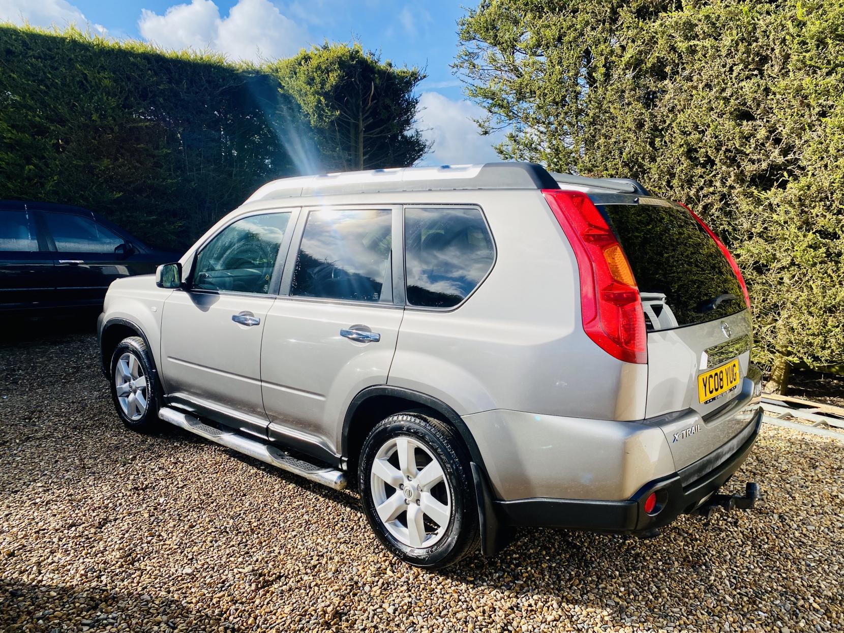 Nissan X-Trail 2.0 dCi Arctix Expedition Sports Adventure SUV 5dr Diesel Auto 4WD Euro 4 (150 ps)