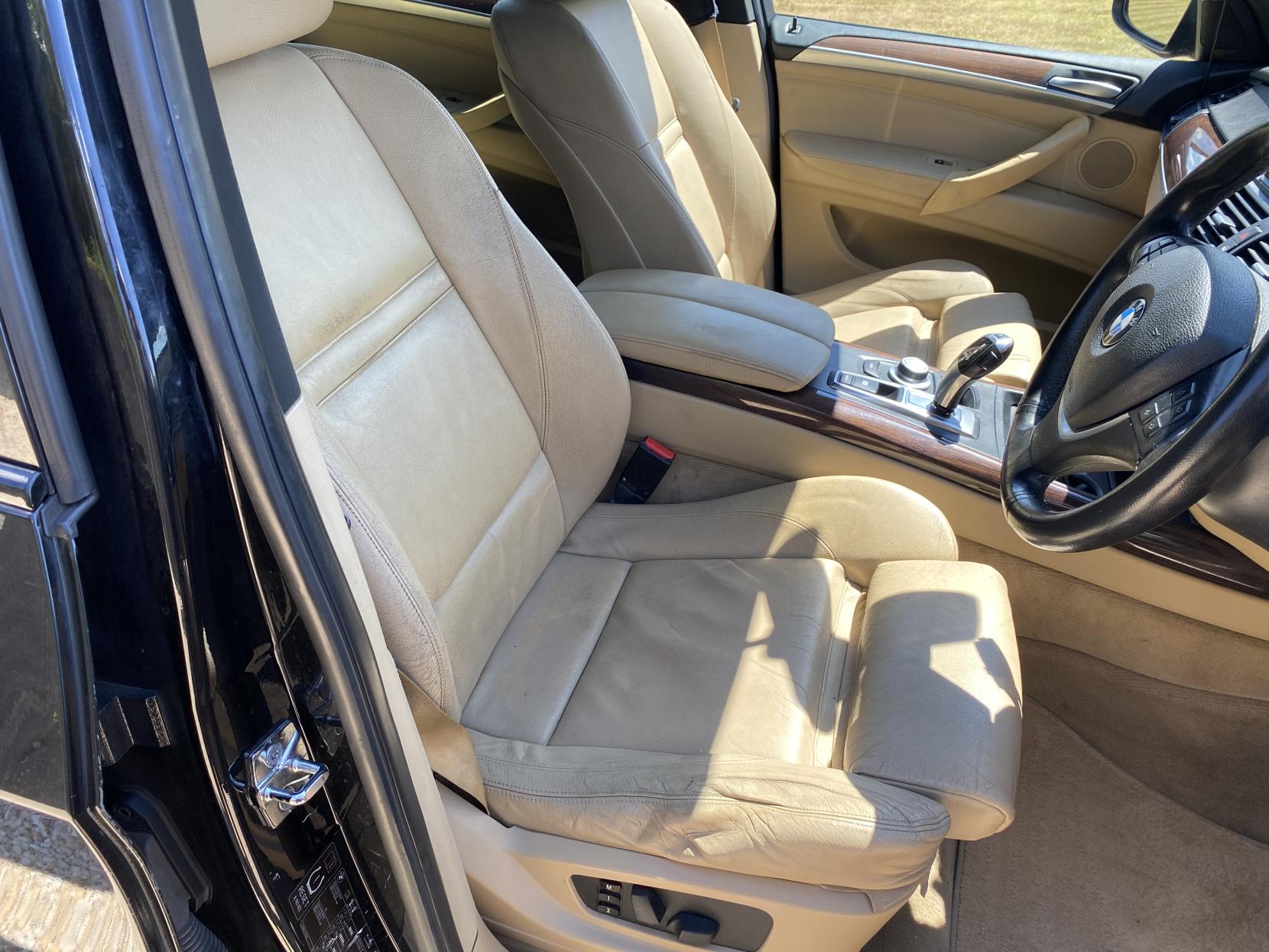 BMW X5 3.0 30d SE SUV 5dr Diesel Auto xDrive Euro 4 (235 ps)