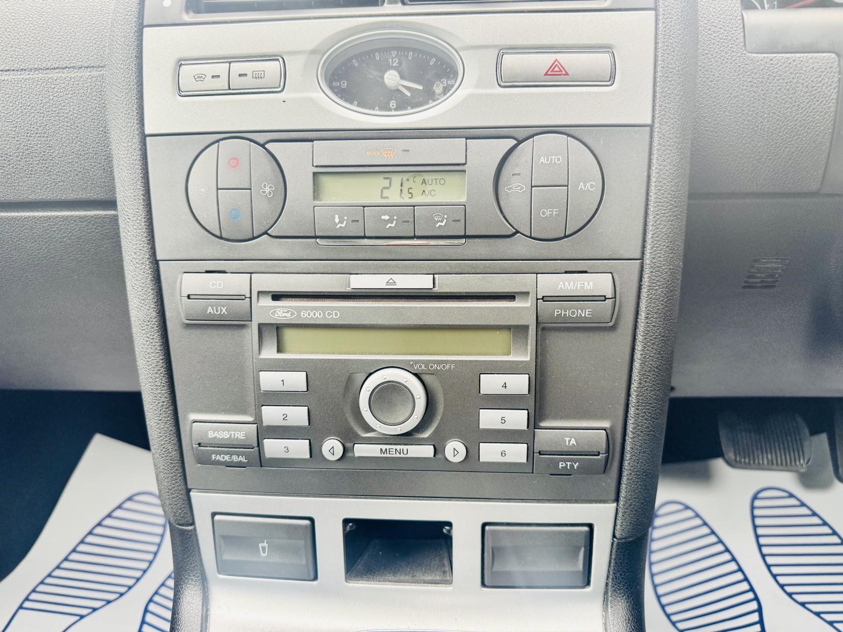Ford Mondeo 2.0 Zetec Hatchback 5dr Petrol Automatic (226 g/km, 143 bhp)