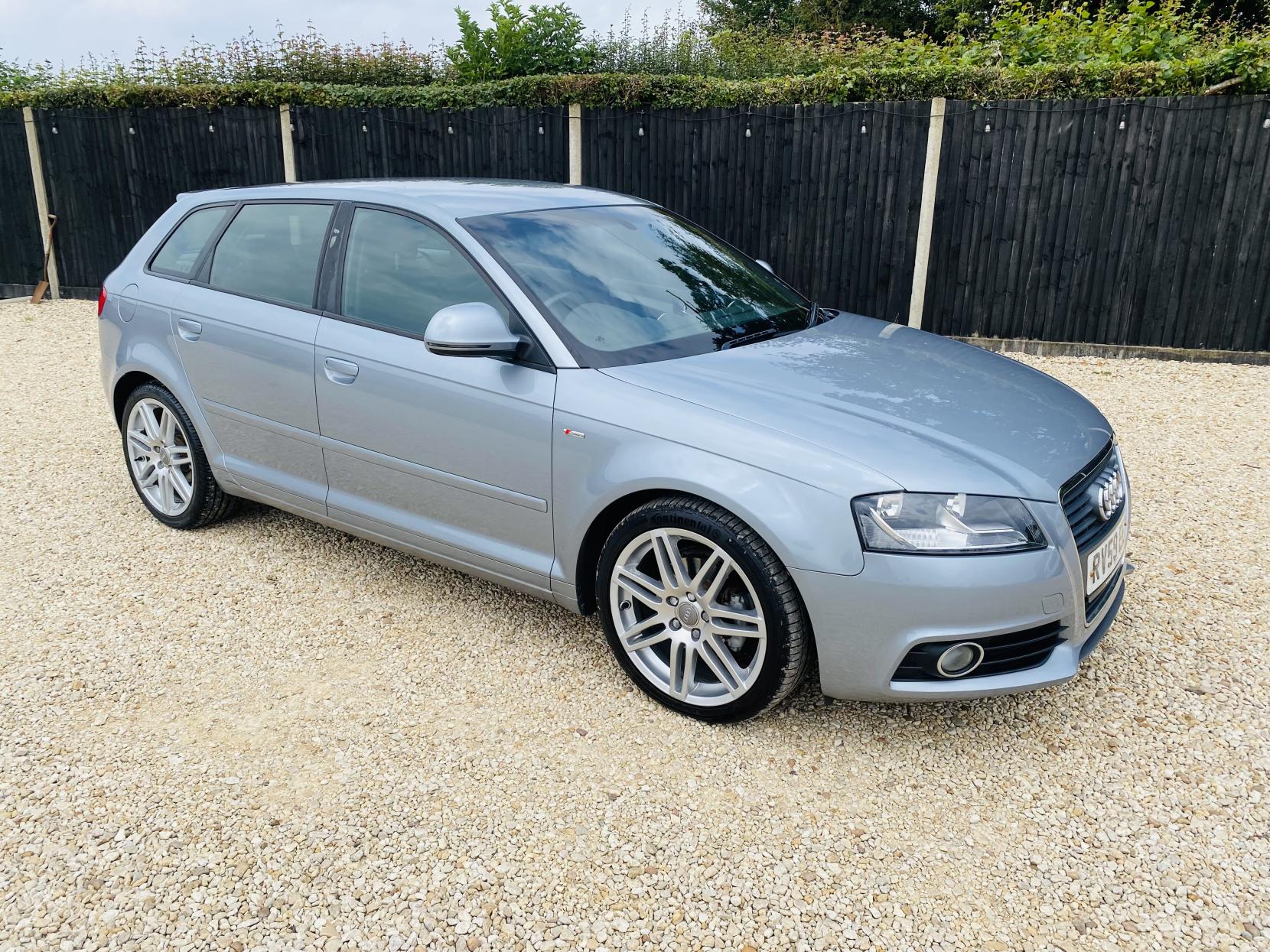 Audi A3 2.0 TDI S line Sportback 5dr Diesel S Tronic Euro 4 (140 ps)
