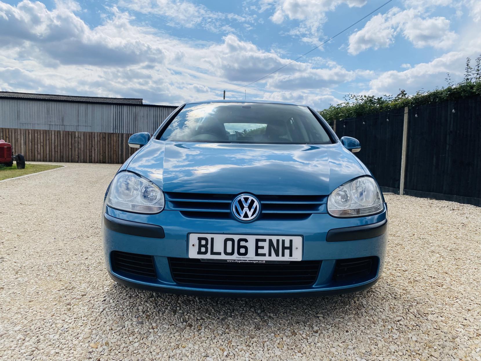 Volkswagen Golf 1.6 FSI SE Hatchback 5dr Petrol Manual (168 g/km, 113 bhp)