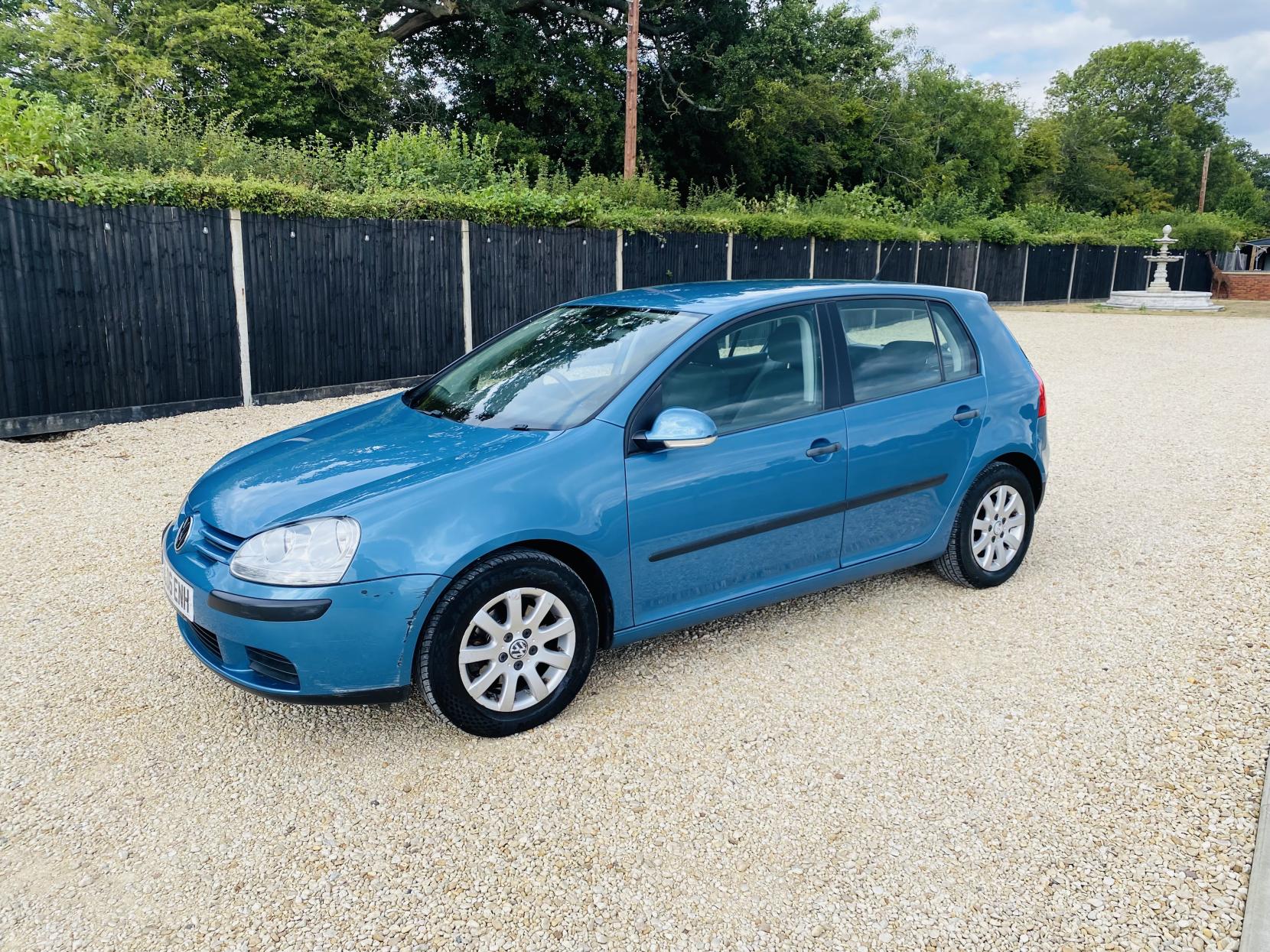 Volkswagen Golf 1.6 FSI SE Hatchback 5dr Petrol Manual (168 g/km, 113 bhp)