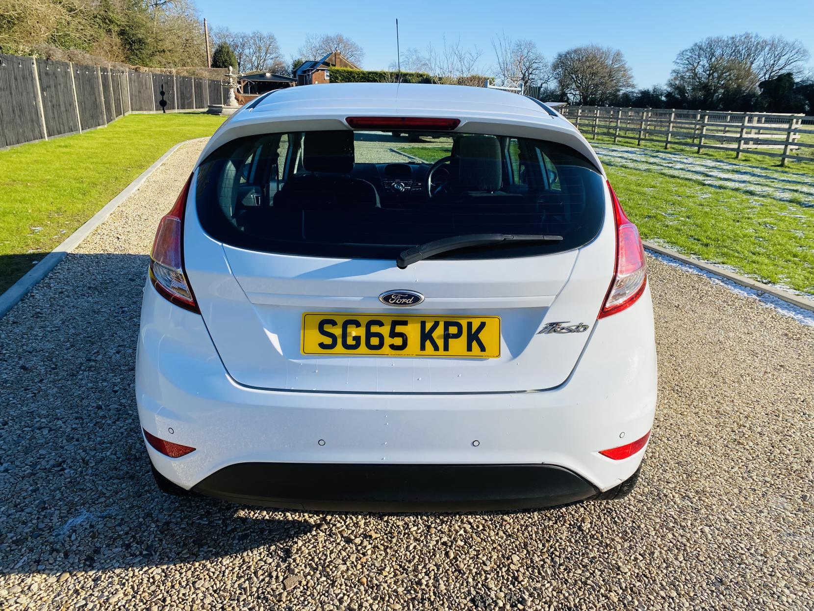 Ford Fiesta 1.25 Zetec Hatchback 5dr Petrol Manual Euro 6 (82 ps)