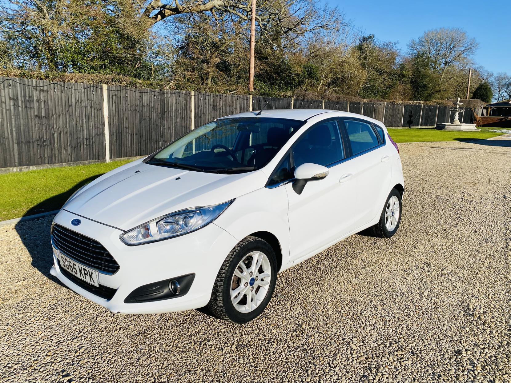 Ford Fiesta 1.25 Zetec Hatchback 5dr Petrol Manual Euro 6 (82 ps)