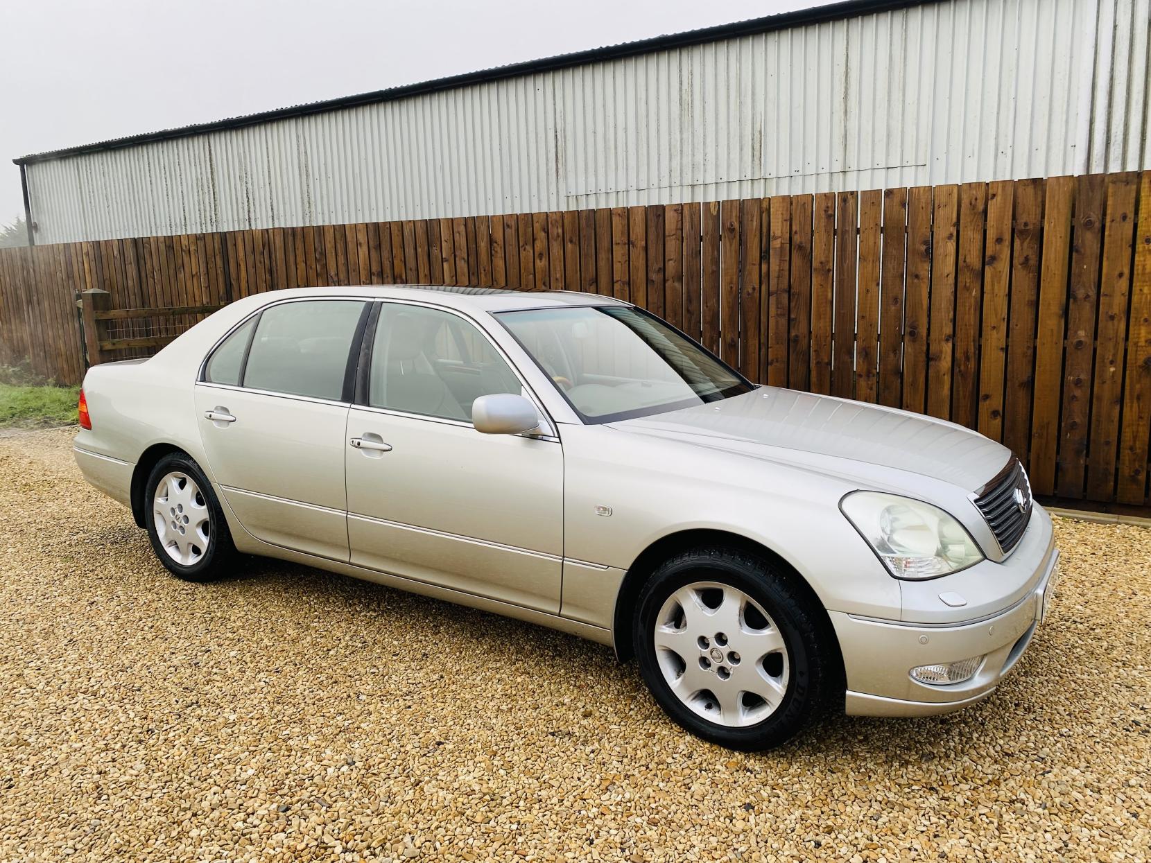 Lexus LS 4.3 430 Saloon 4dr Petrol Automatic (289 g/km, 280 bhp)