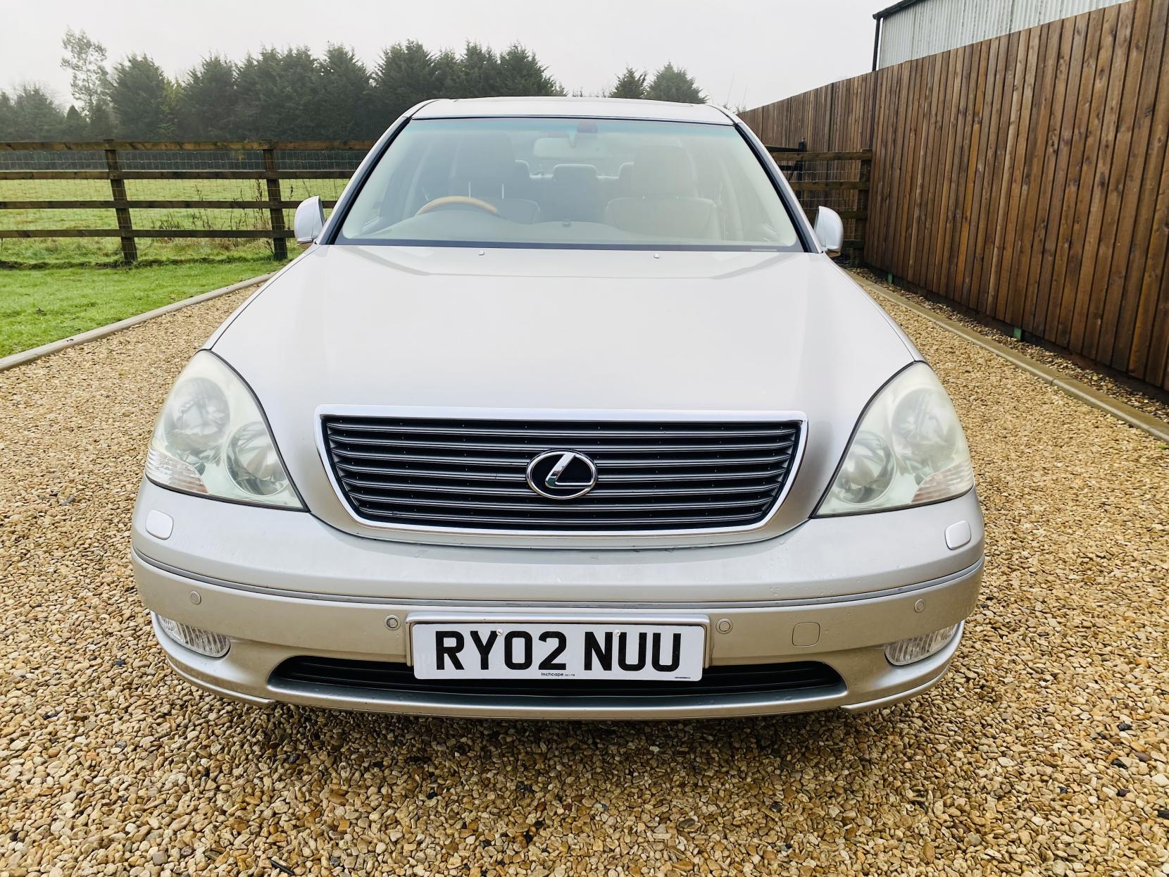 Lexus LS 4.3 430 Saloon 4dr Petrol Automatic (289 g/km, 280 bhp)