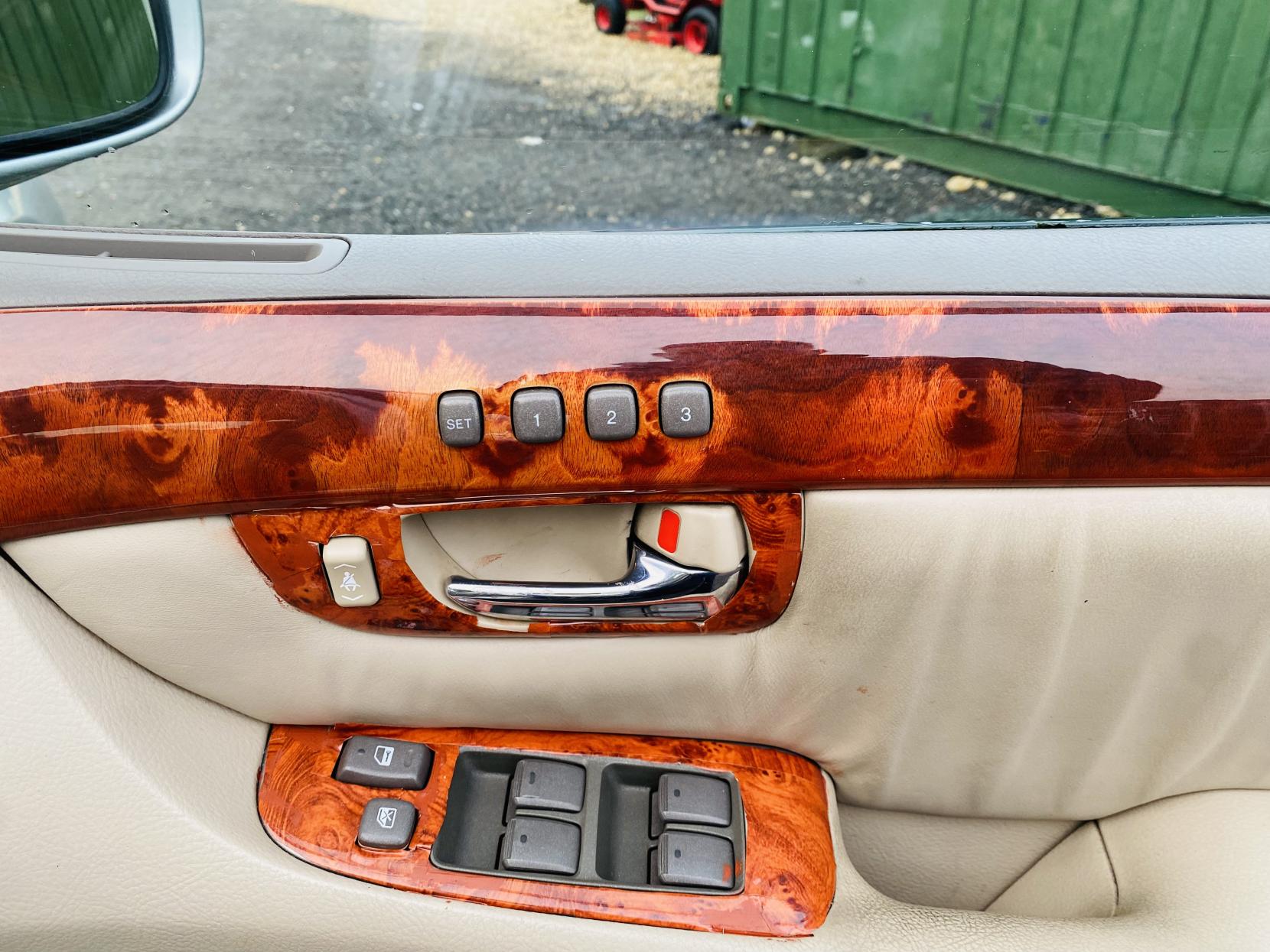 Lexus LS 4.3 430 Saloon 4dr Petrol Automatic (289 g/km, 280 bhp)