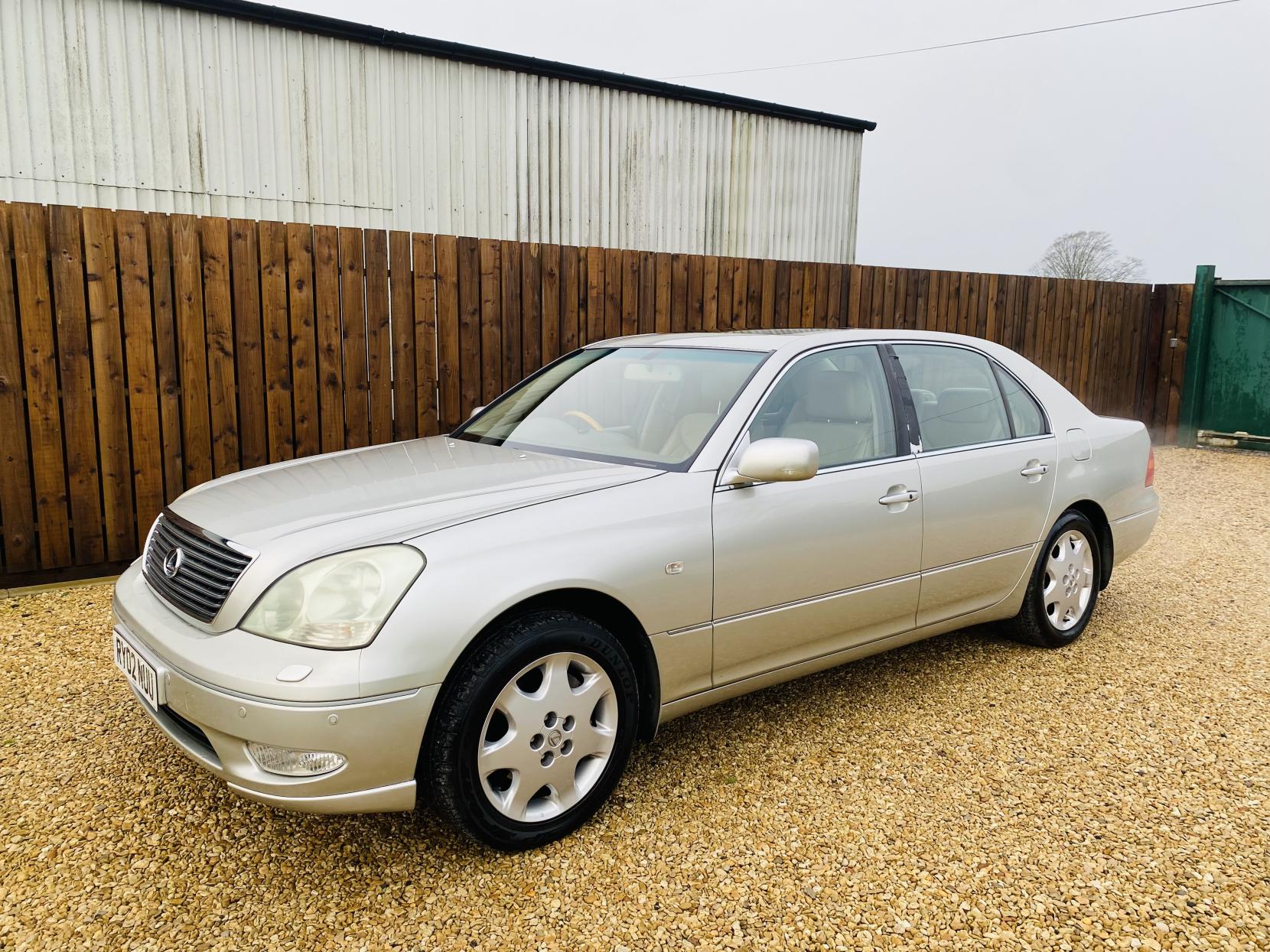 Lexus LS 4.3 430 Saloon 4dr Petrol Automatic (289 g/km, 280 bhp)
