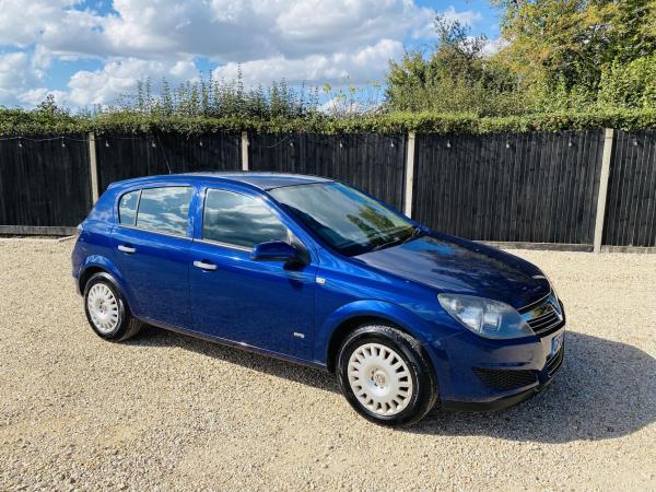 Vauxhall Astra 1.6i 16v Life Hatchback 5dr Petrol Manual (155 g/km, 113 bhp)