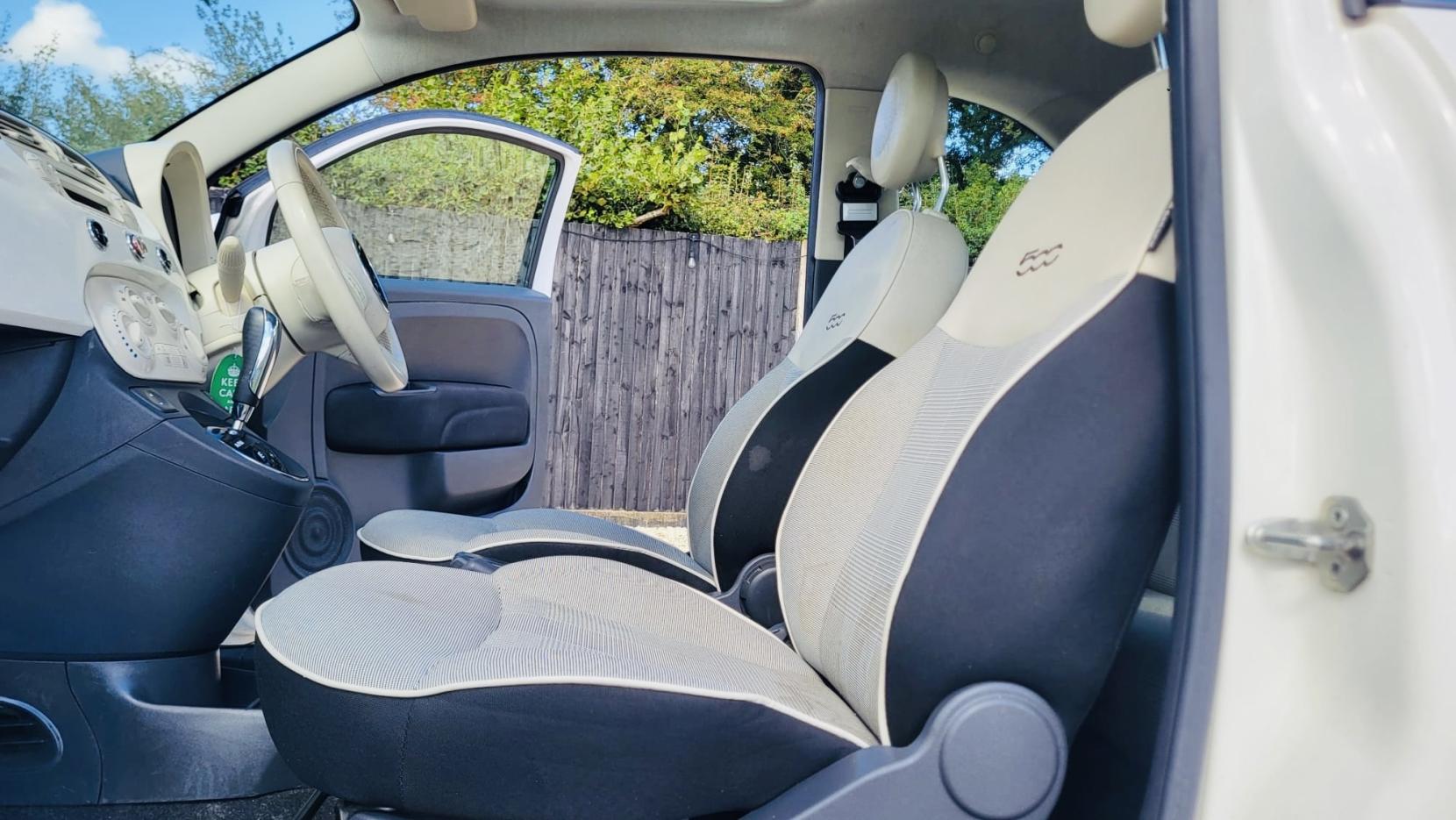 Fiat 500 1.2 Lounge Hatchback 3dr Petrol Dualogic Euro 6 (s/s) (69 bhp)