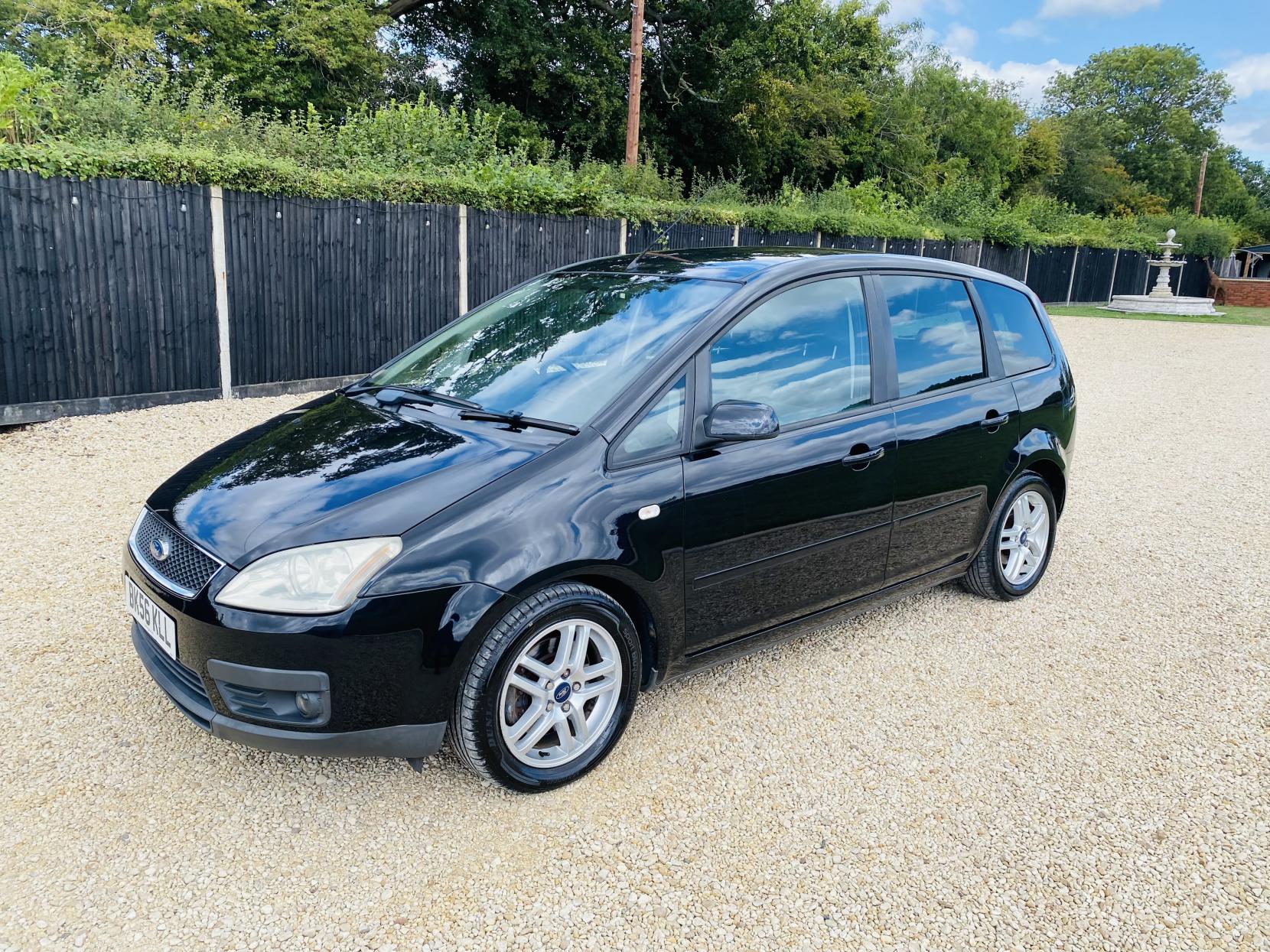 Ford Focus C-Max 2.0 Zetec MPV 5dr Petrol Automatic (194 g/km, 143 bhp)