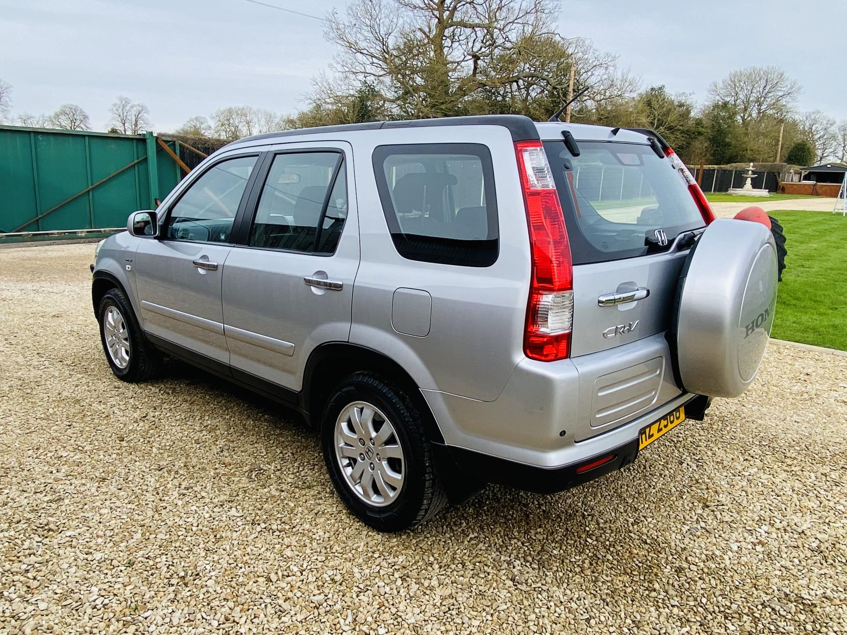 Honda CR-V 2.0 i-VTEC Sport SUV 5dr Petrol Automatic (220 g/km, 150 bhp)