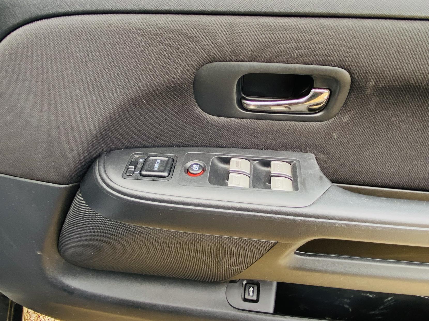 Honda CR-V 2.0 i-VTEC Sport SUV 5dr Petrol Automatic (220 g/km, 150 bhp)