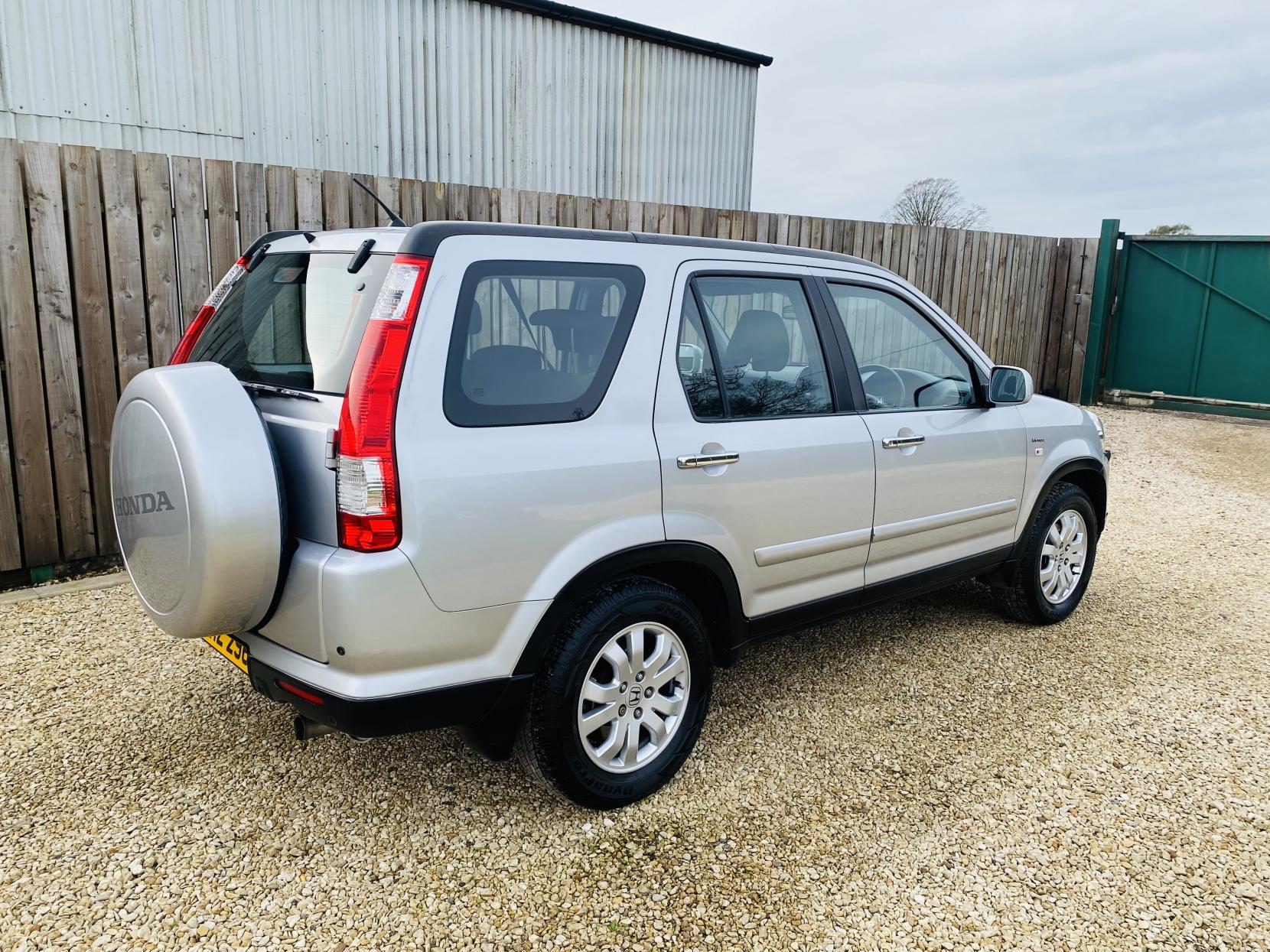 Honda CR-V 2.0 i-VTEC Sport SUV 5dr Petrol Automatic (220 g/km, 150 bhp)