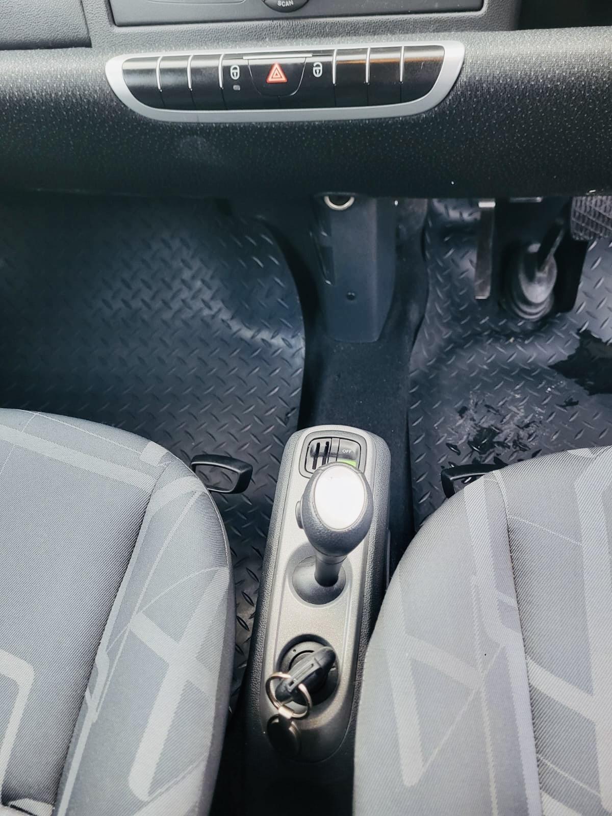 Smart fortwo 1.0 MHD Passion Coupe 2dr Petrol Auto Euro 4 (71 bhp)