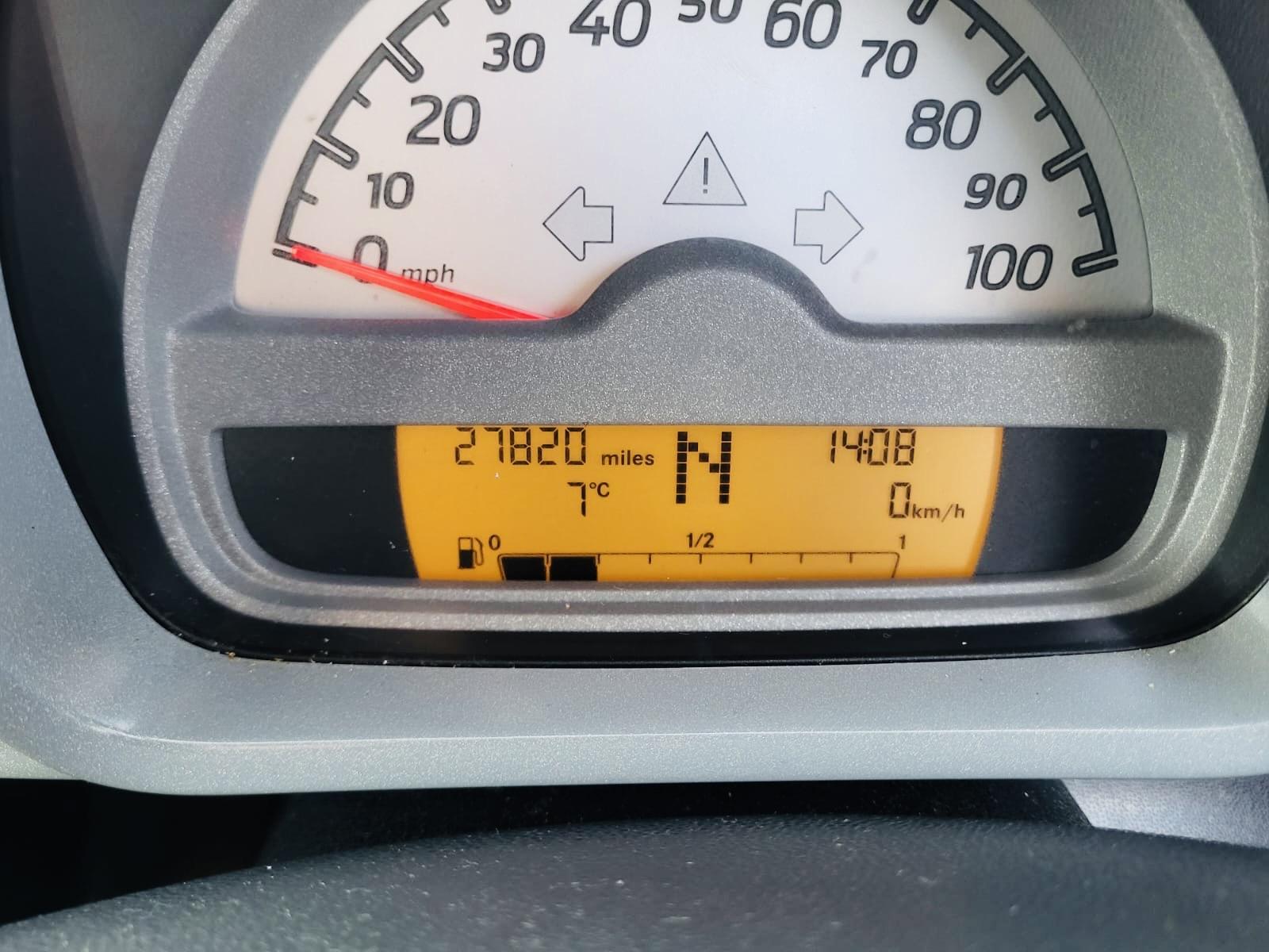 Smart fortwo 1.0 MHD Passion Coupe 2dr Petrol Auto Euro 4 (71 bhp)