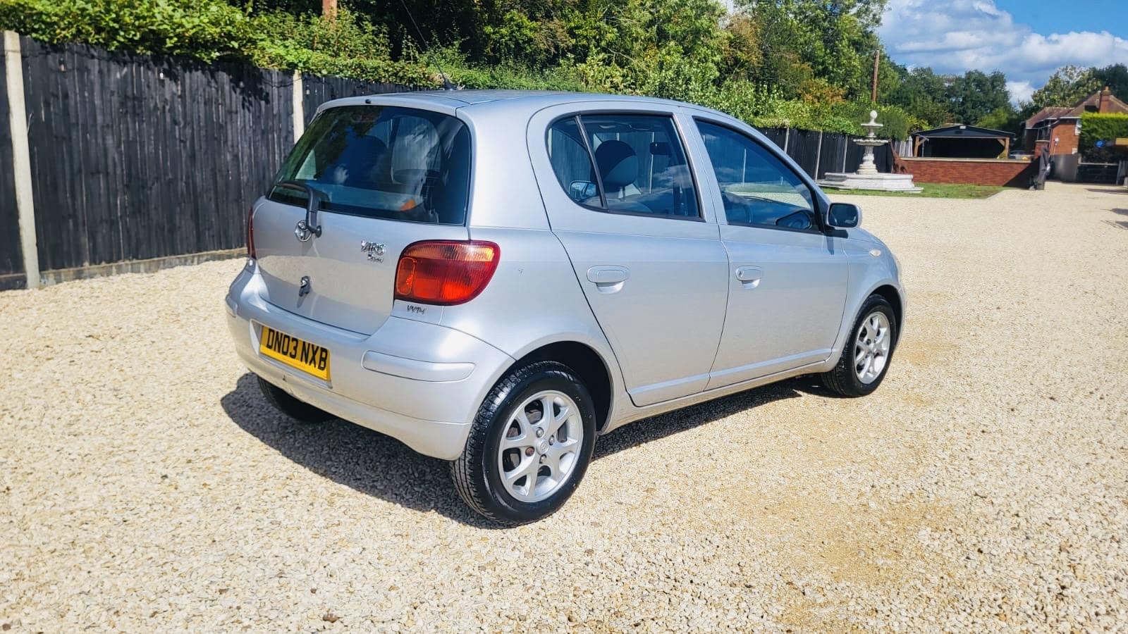 Toyota Yaris 1.3 VVT-i T Spirit Hatchback 5dr Petrol Manual (138 g/km, 85 bhp)