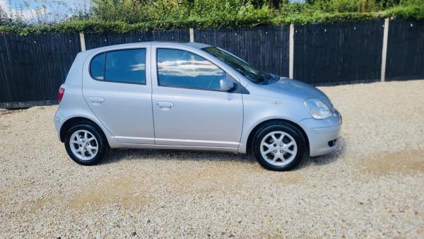 Toyota Yaris 1.3 VVT-i T Spirit Hatchback 5dr Petrol Manual (138 g/km, 85 bhp)