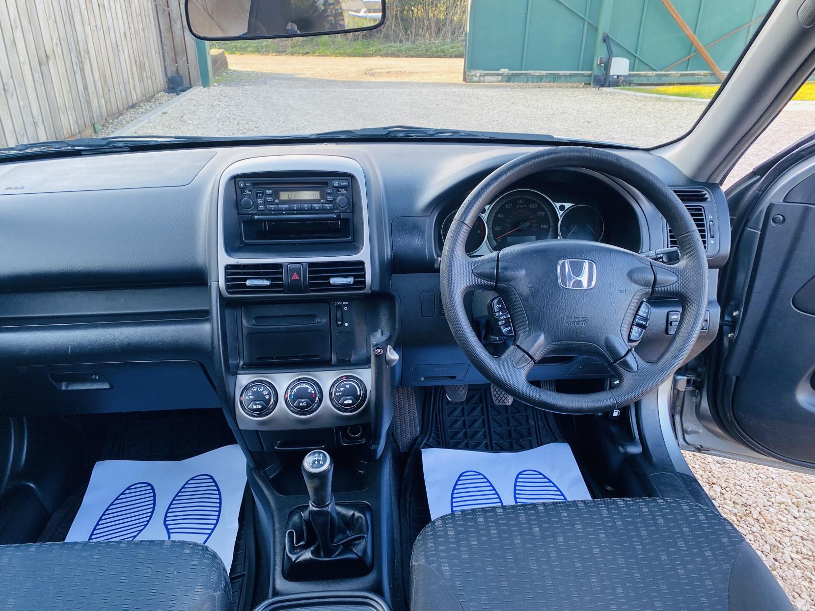 Honda CR-V 2.0 i-VTEC Sport SUV 5dr Petrol Manual (216 g/km, 150 bhp)